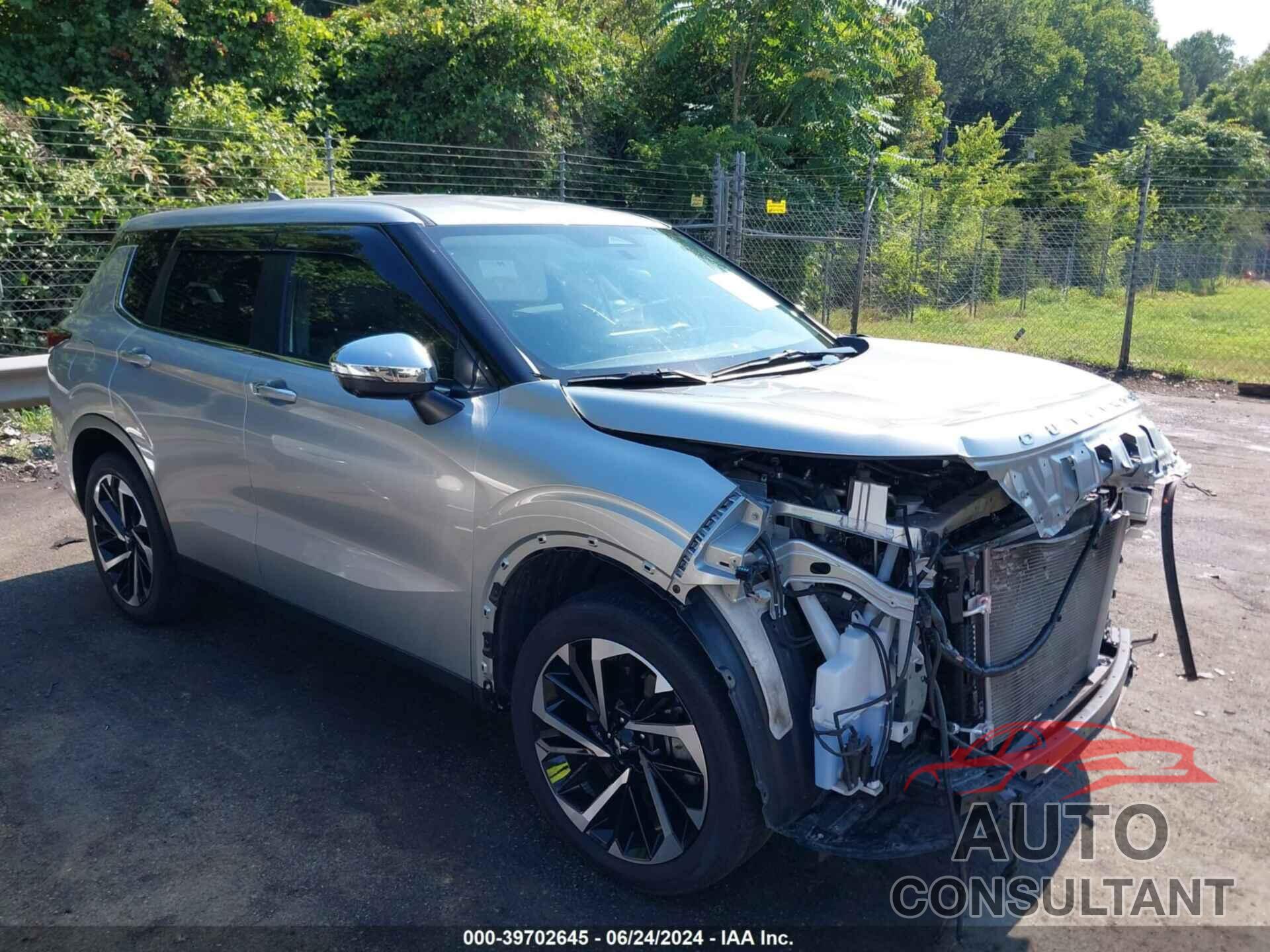 MITSUBISHI OUTLANDER 2022 - JA4J4UA89NZ082179
