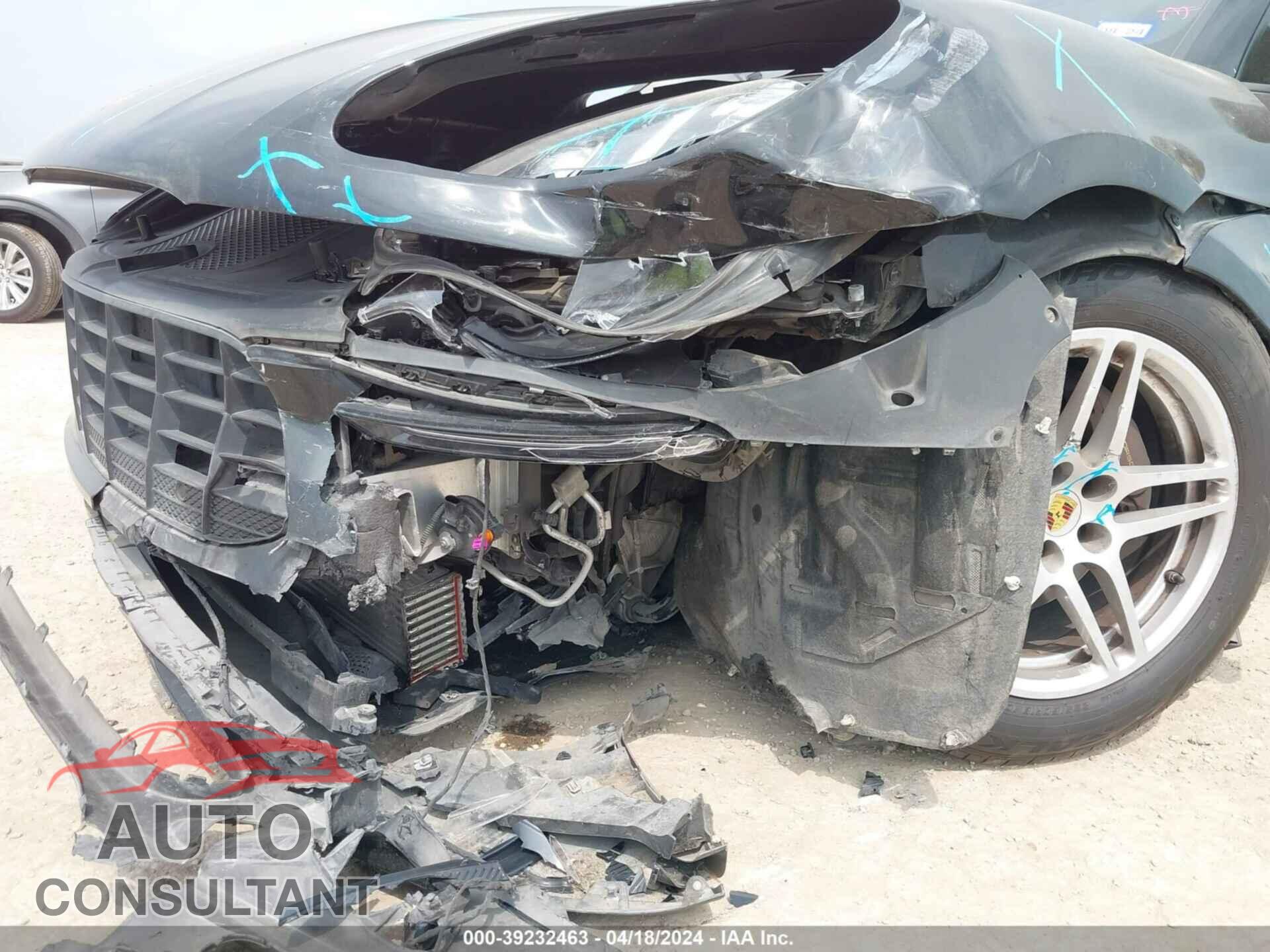 PORSCHE MACAN 2018 - WP1AA2A59JLB06131