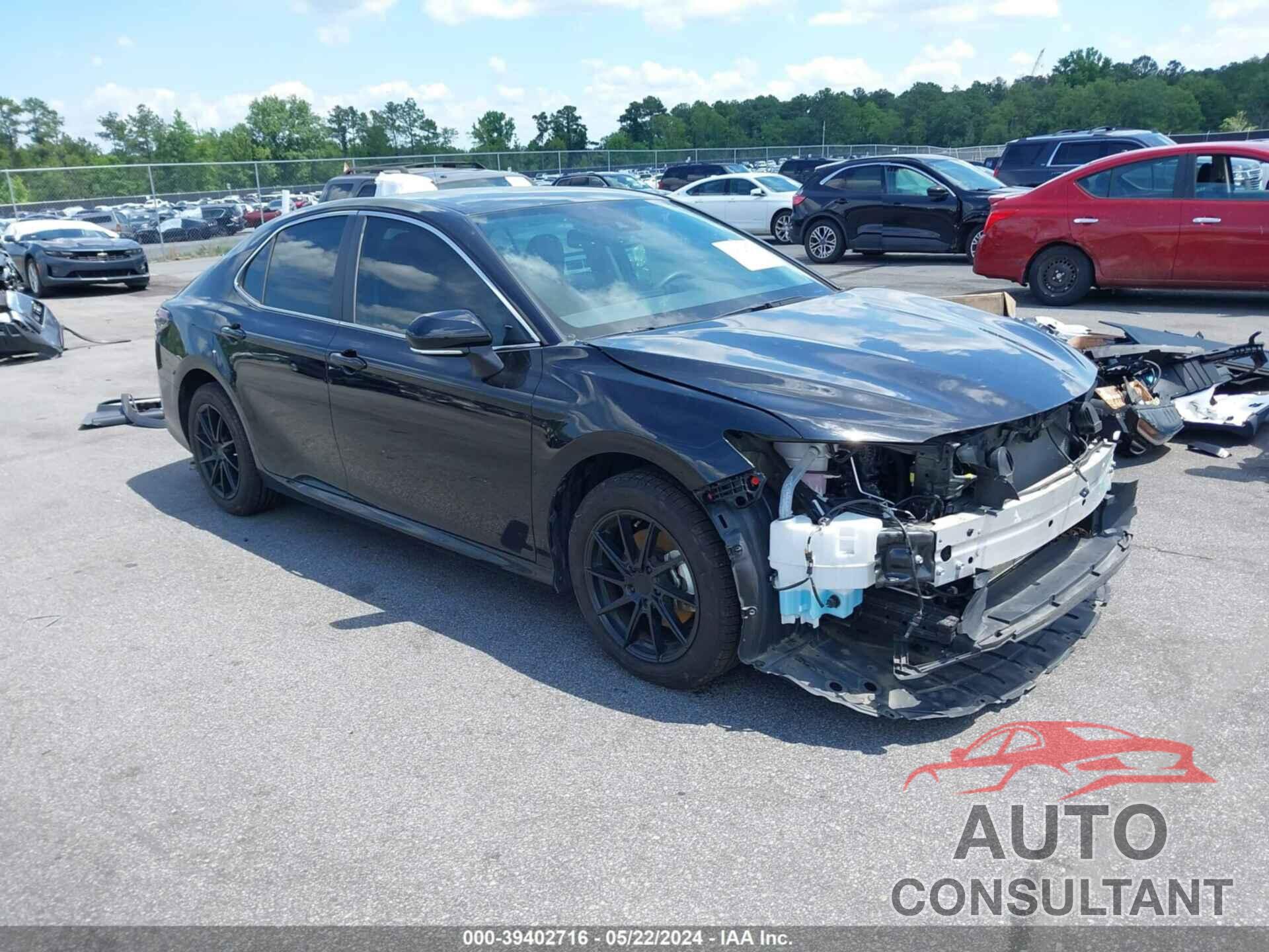 TOYOTA CAMRY 2021 - 4T1R11AKXMU447620