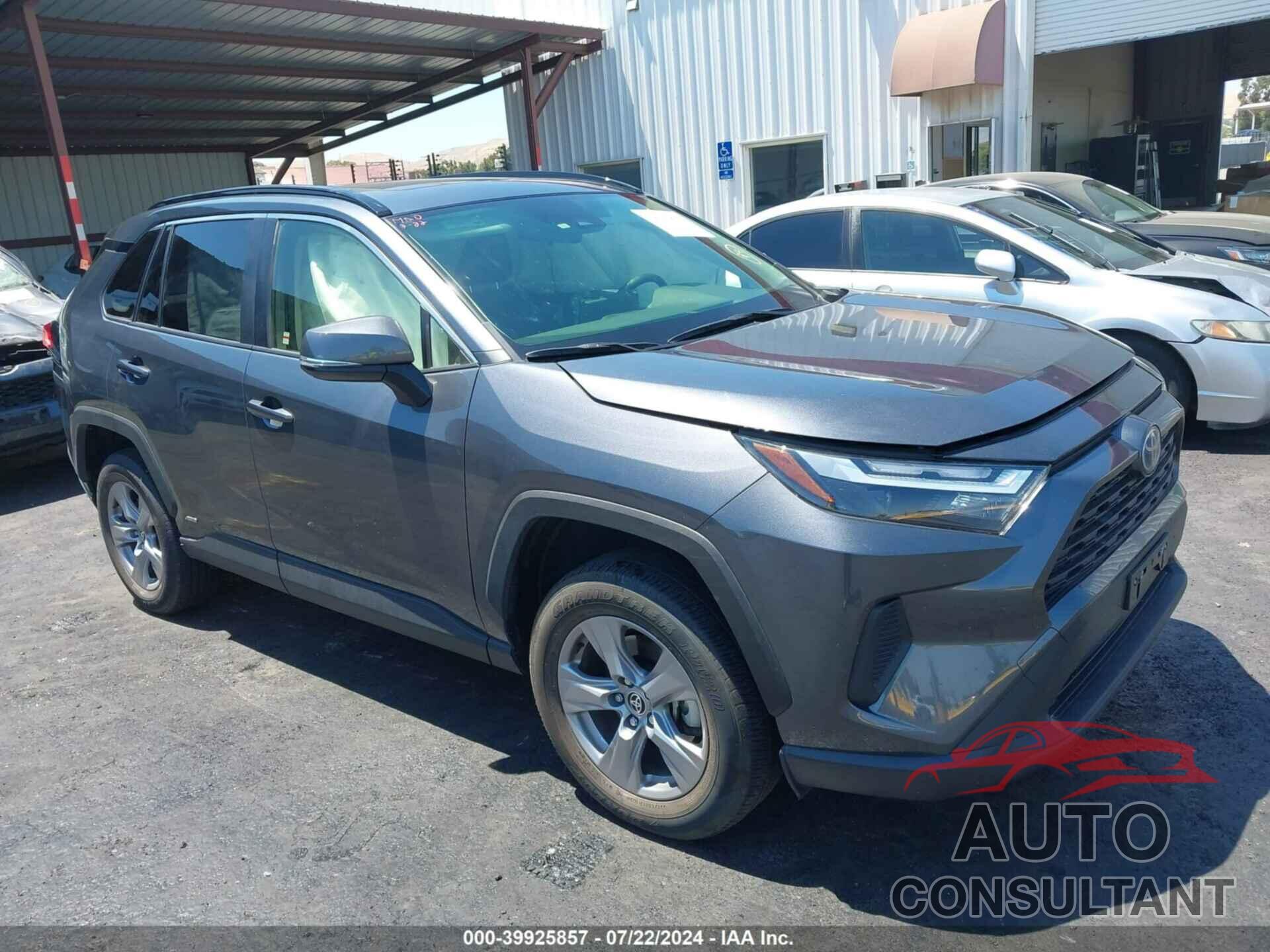 TOYOTA RAV4 HYBRID 2022 - JTMRWRFV1ND158330