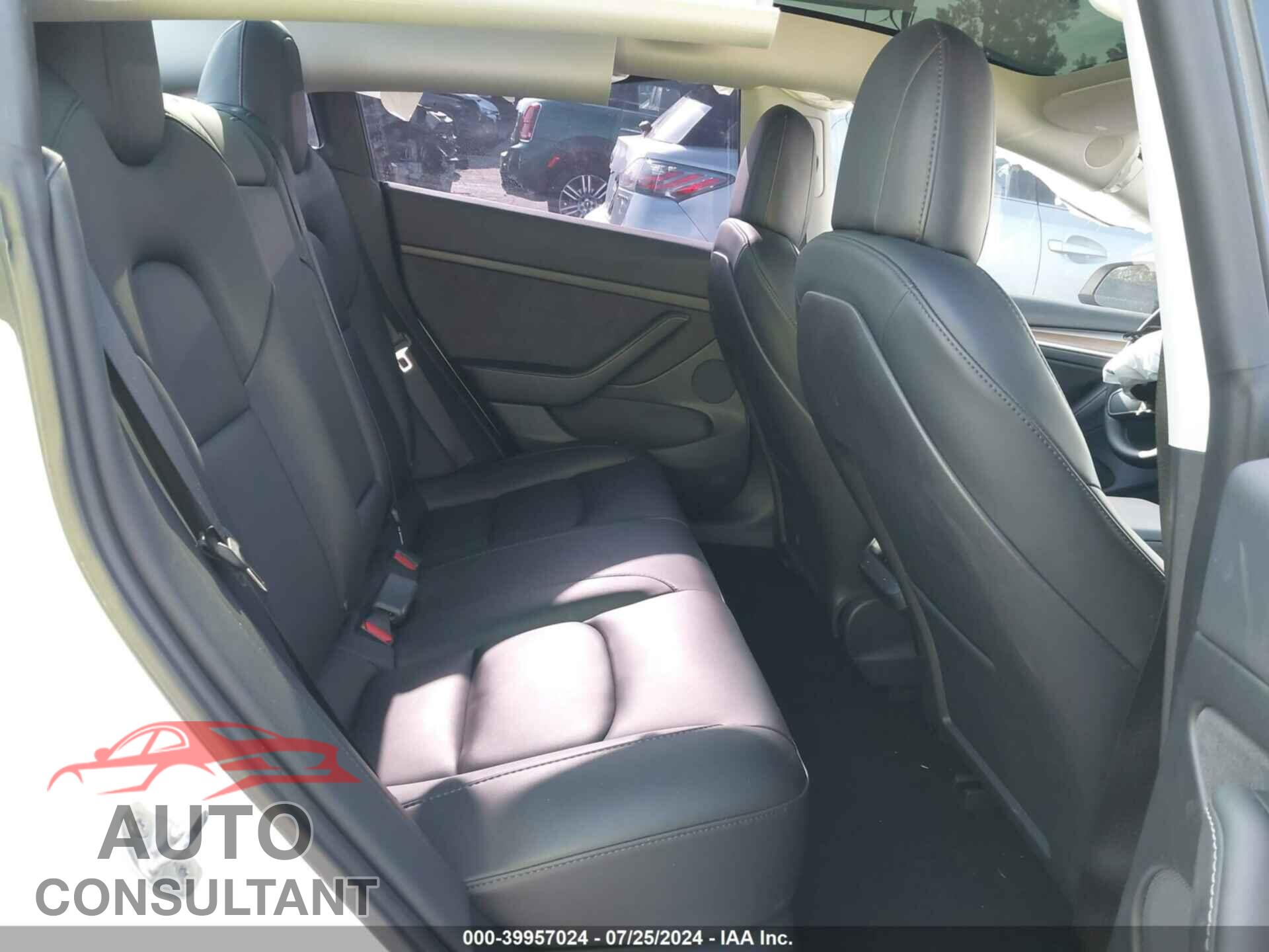 TESLA MODEL 3 2023 - 5YJ3E1EA0PF450345