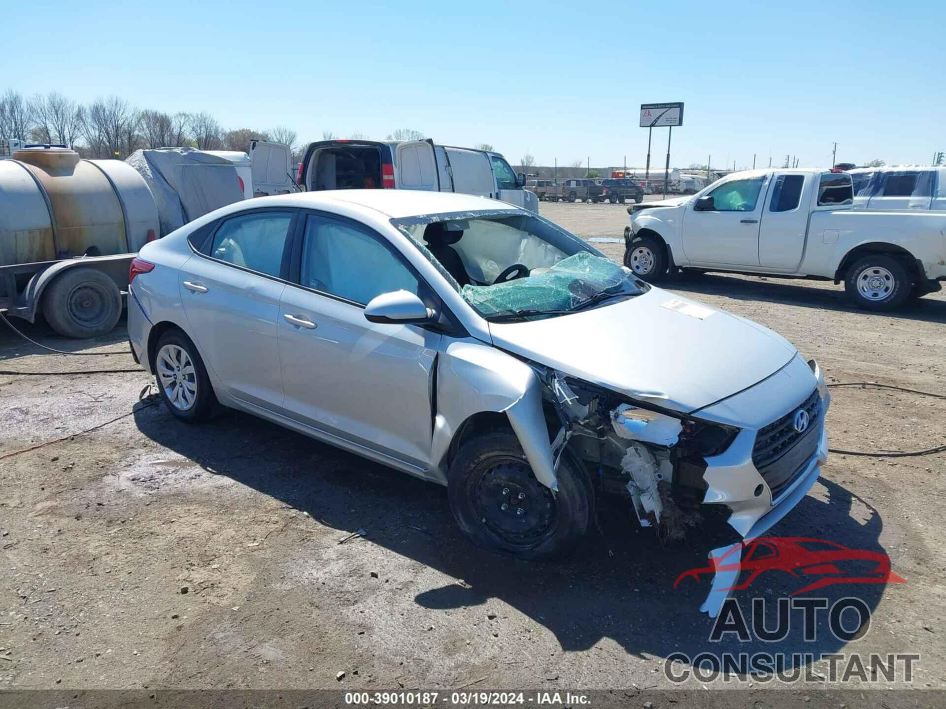 HYUNDAI ACCENT 2018 - 3KPC24A37JE021458