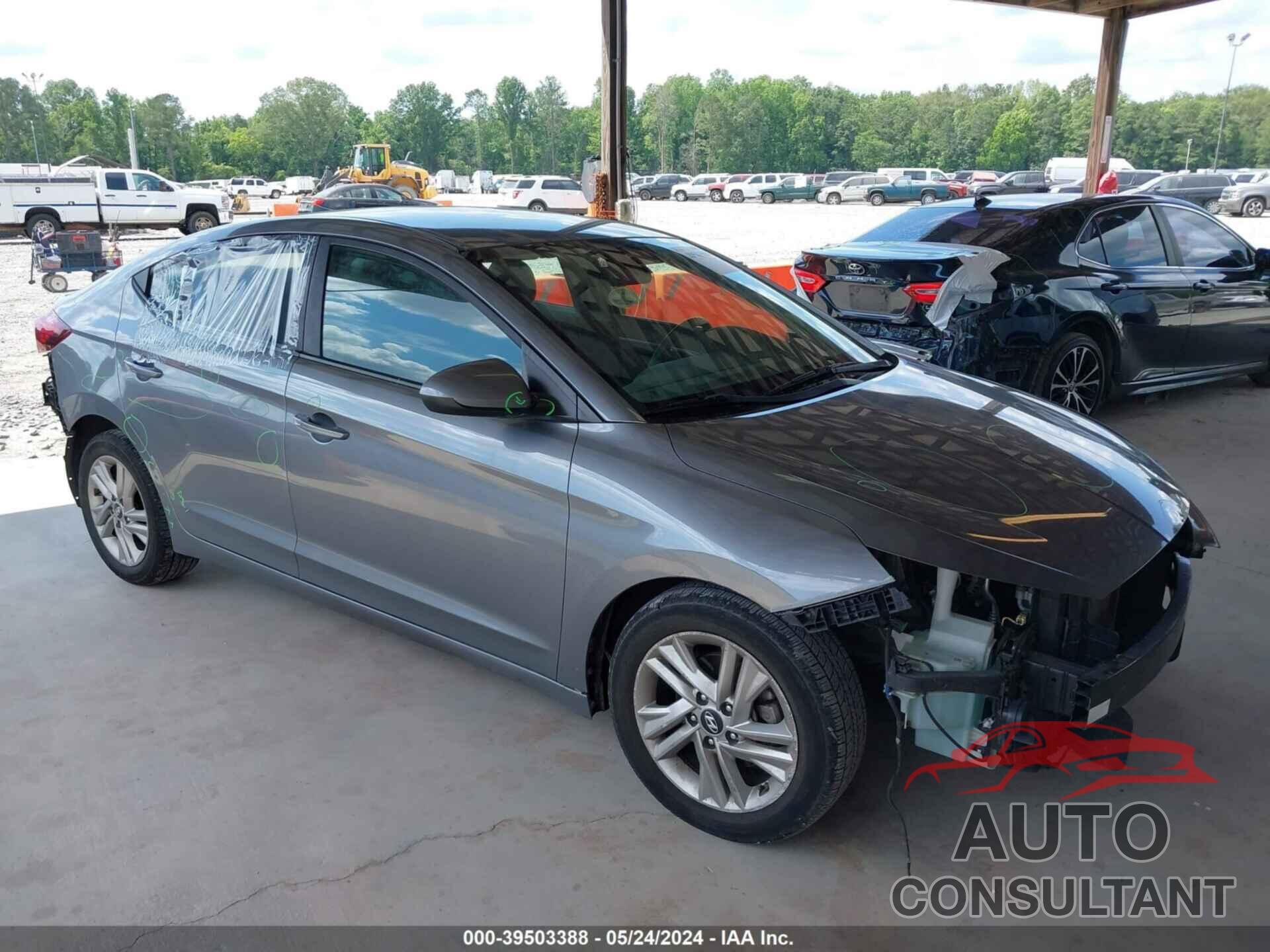 HYUNDAI ELANTRA 2019 - 5NPD84LF4KH426832