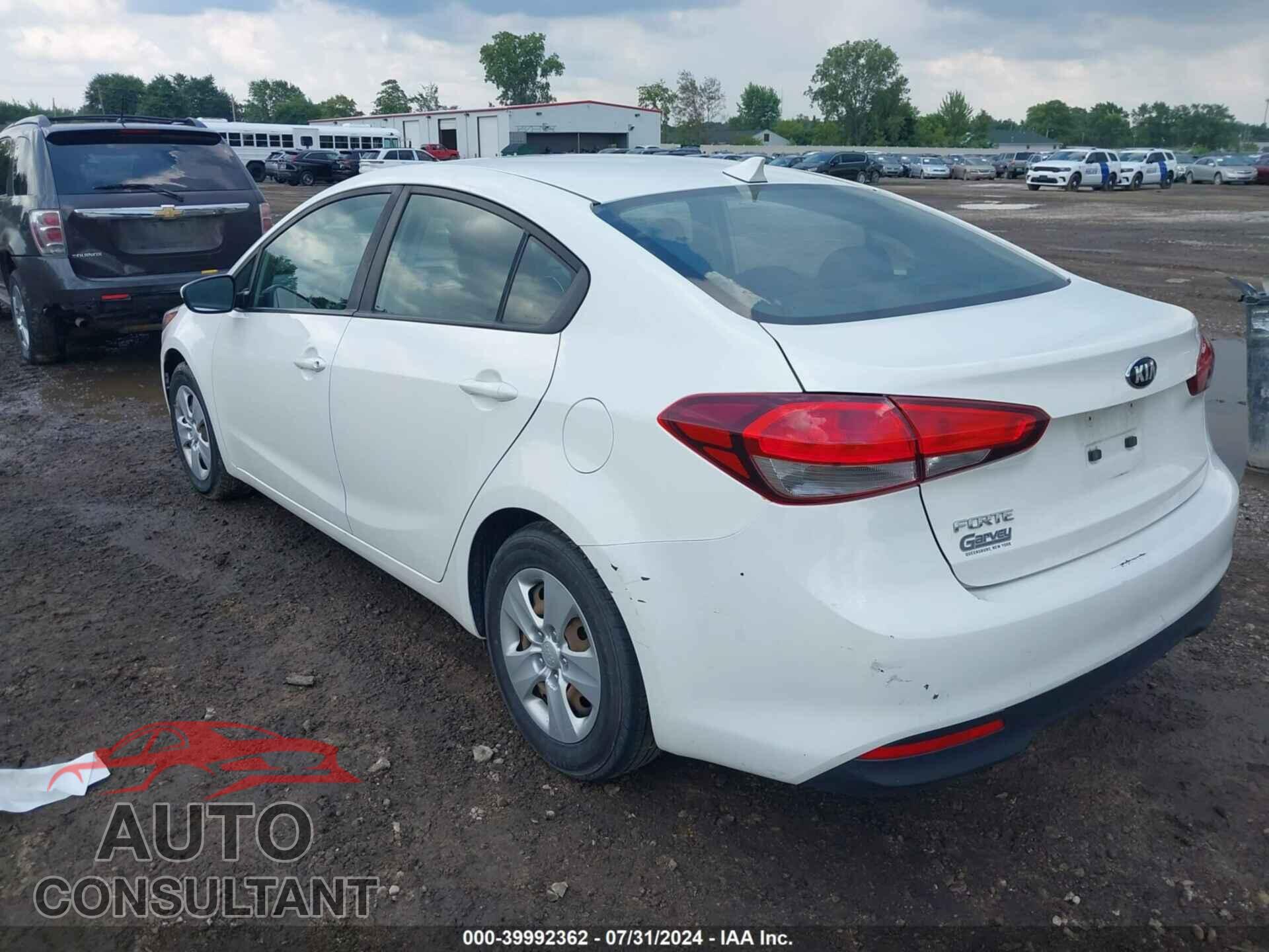 KIA FORTE 2017 - 3KPFK4A70HE145761