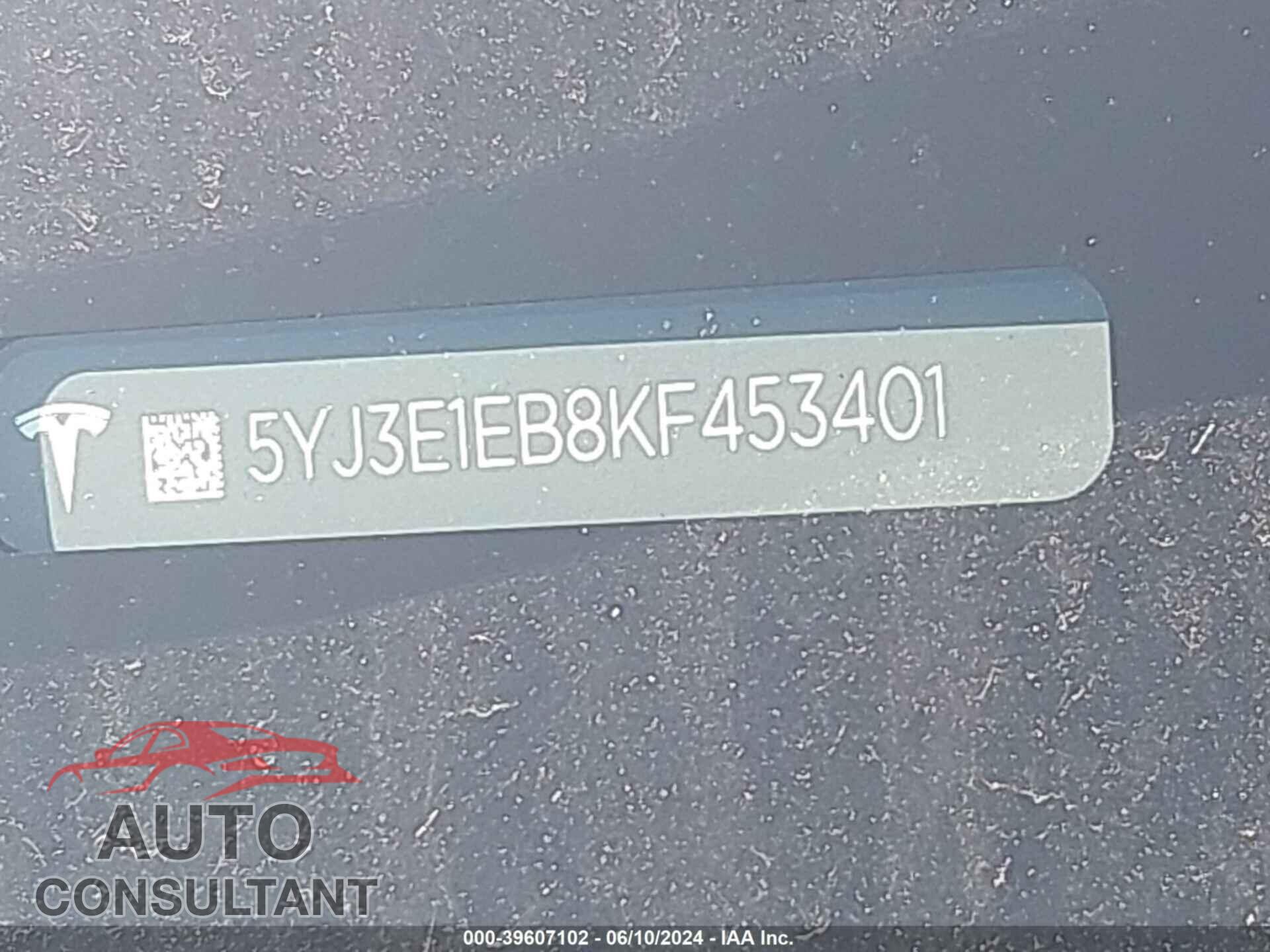 TESLA MODEL 3 2019 - 5YJ3E1EB8KF453401