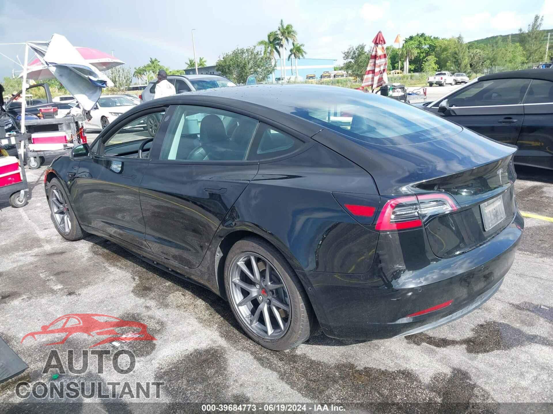 TESLA MODEL 3 2021 - 5YJ3E1EA7MF098392
