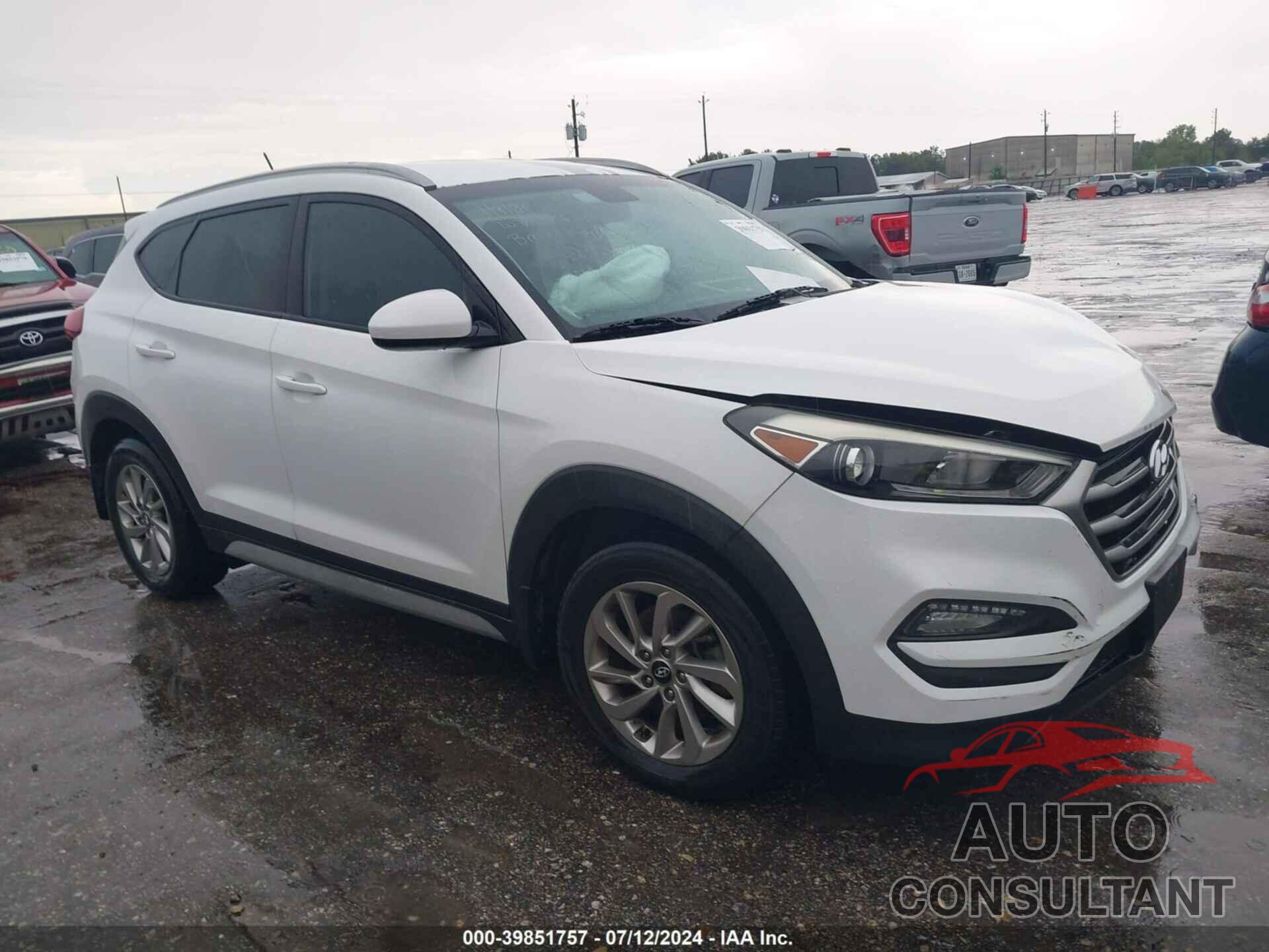 HYUNDAI TUCSON 2017 - KM8J33A43HU382359