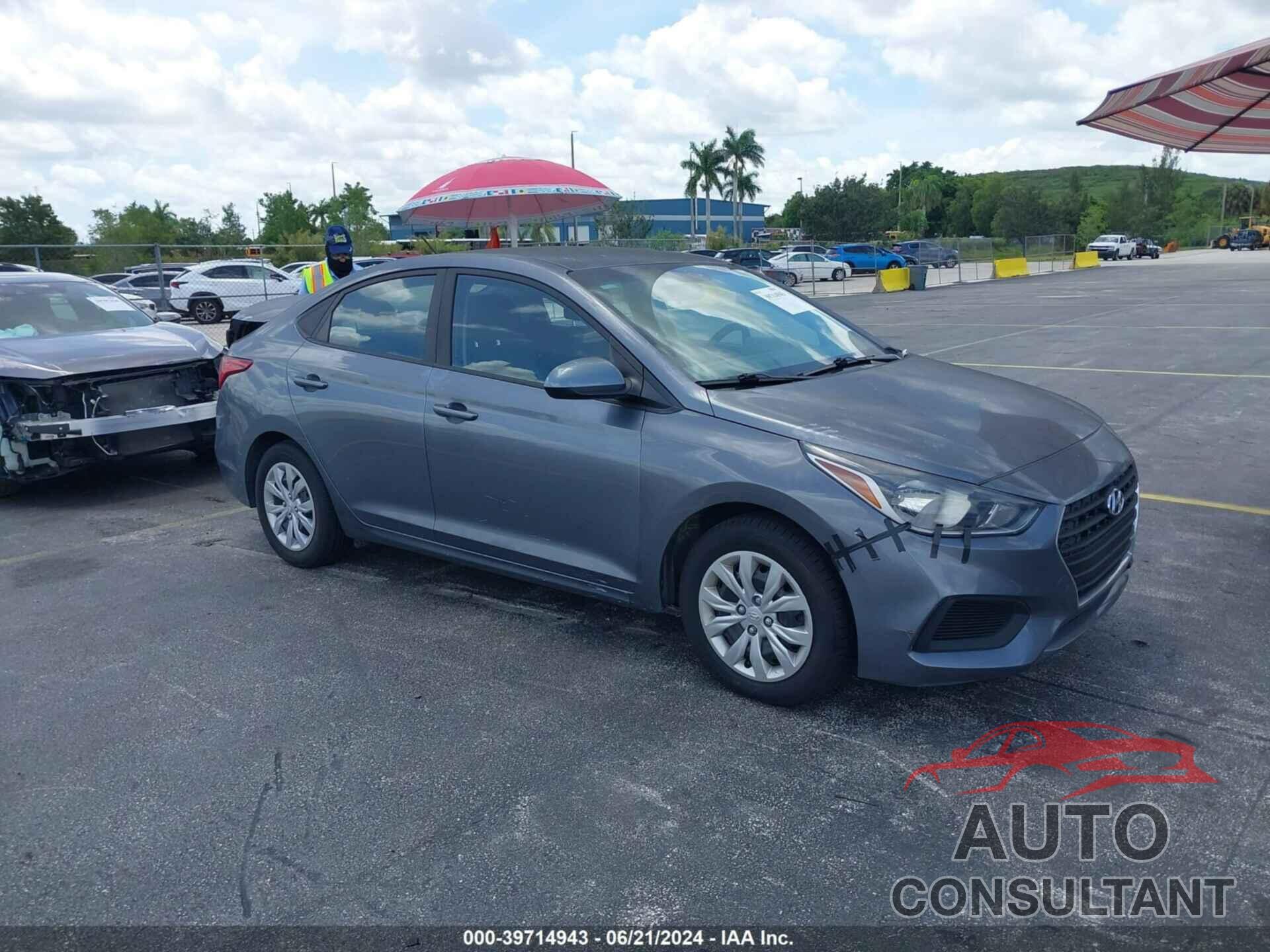 HYUNDAI ACCENT 2018 - 3KPC24A30JE017588