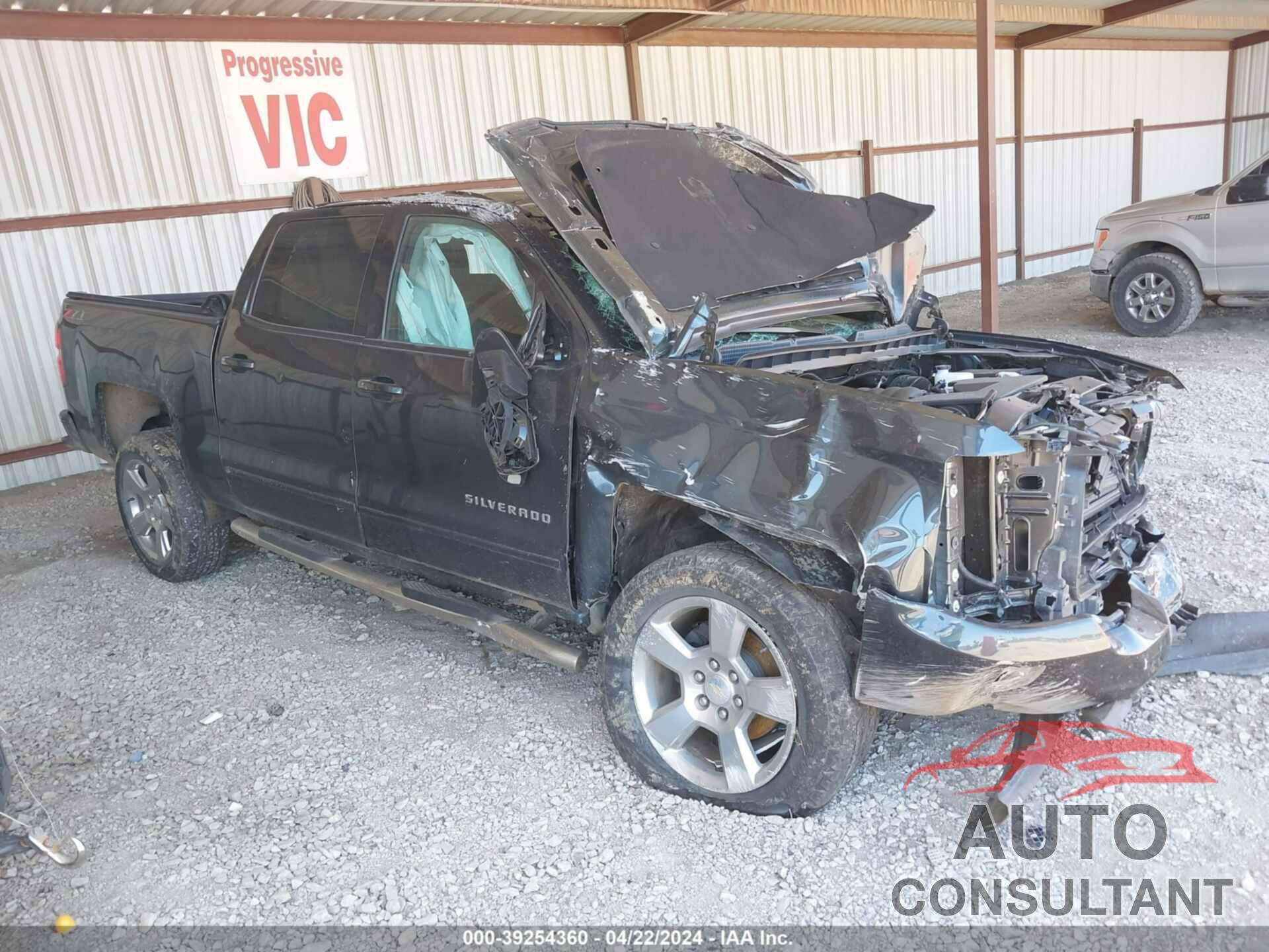 CHEVROLET SILVERADO 1500 2018 - 3GCUKREC3JG556318