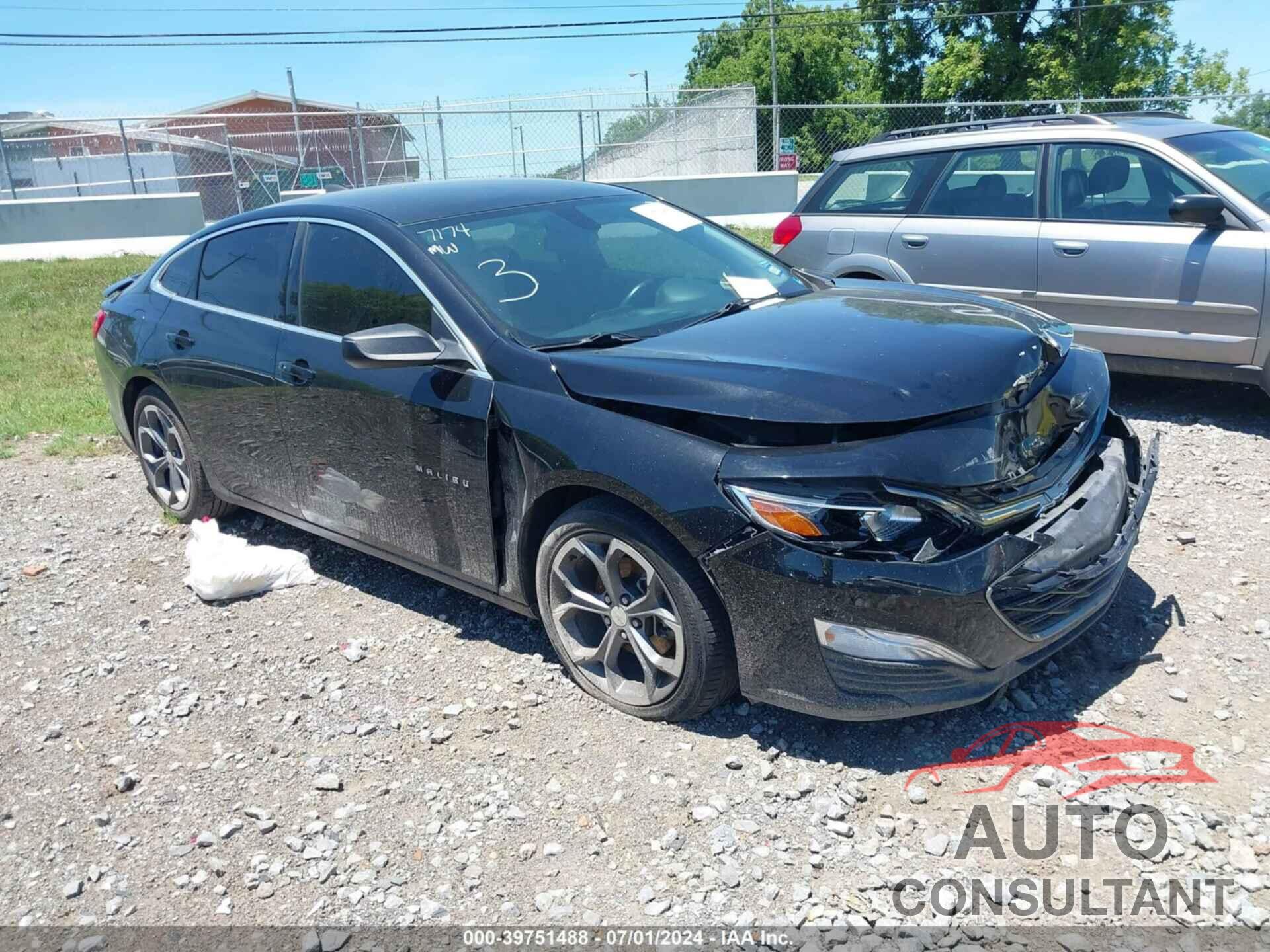 CHEVROLET MALIBU 2019 - 1G1ZG5ST6KF197174