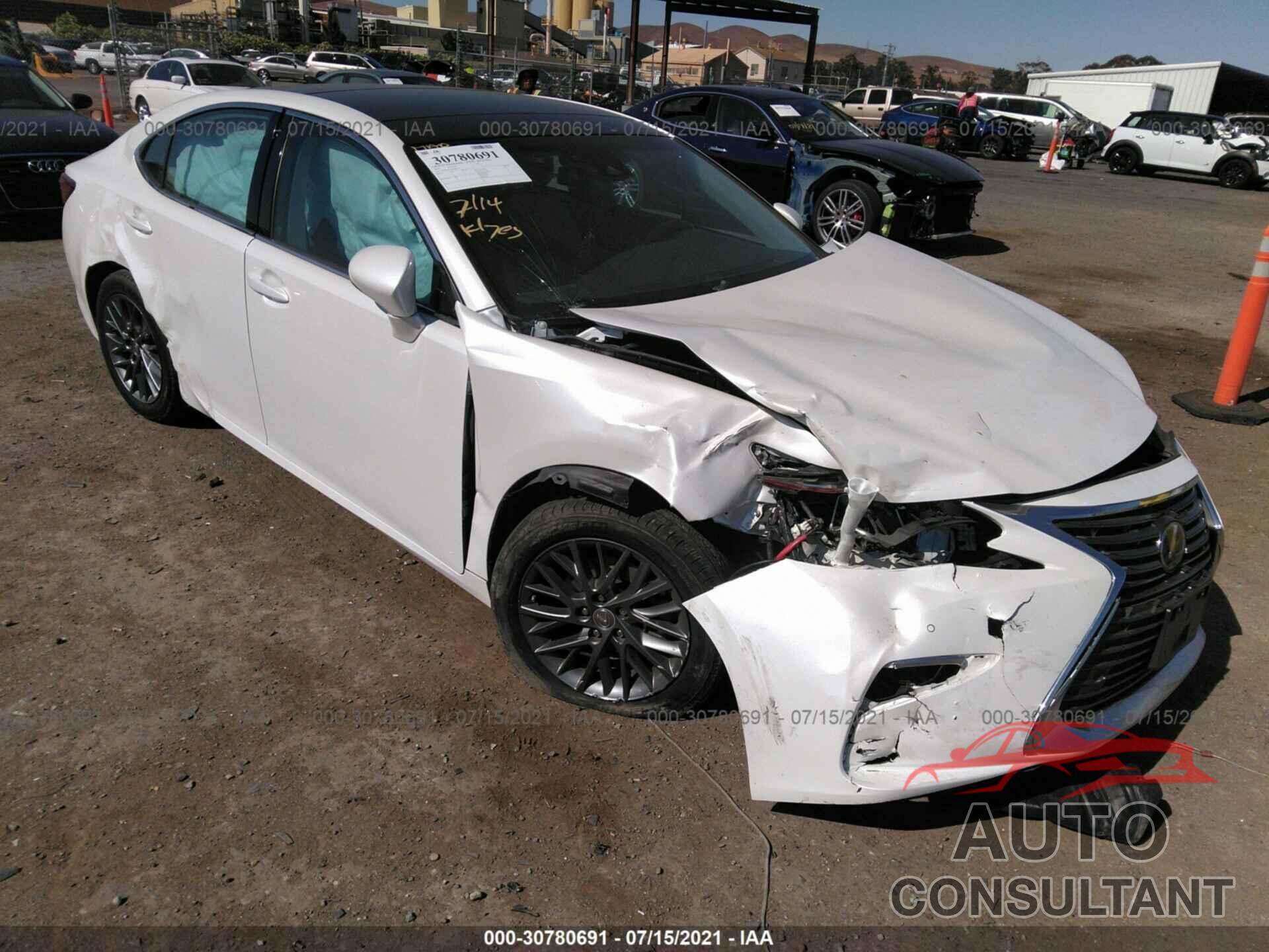 LEXUS ES 2018 - 58ABK1GG6JU083377