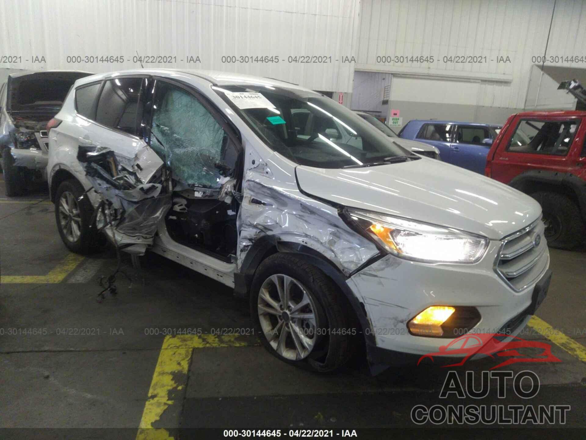 FORD ESCAPE 2019 - 1FMCU9GD2KUB63450
