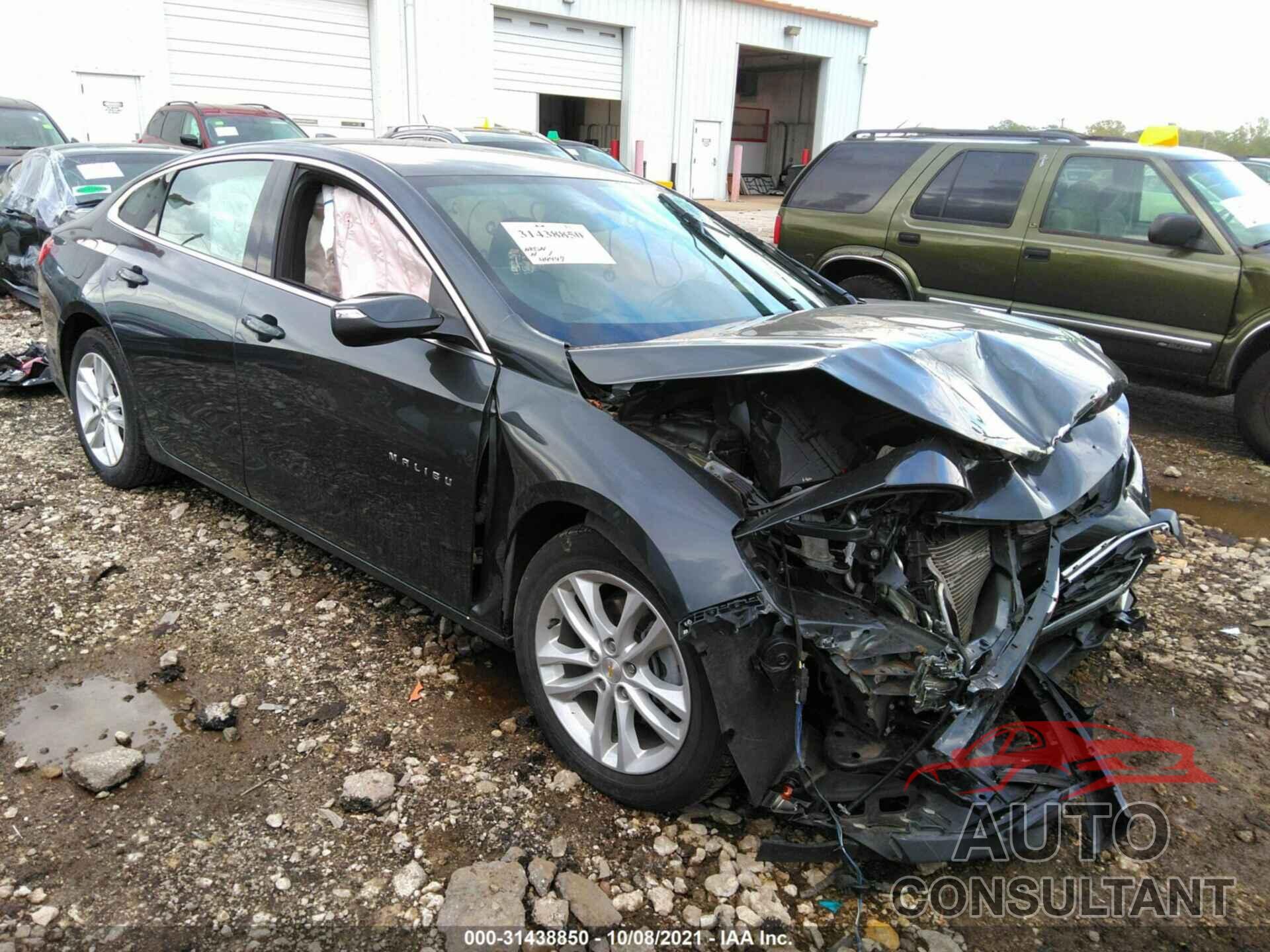 CHEVROLET MALIBU 2018 - 1G1ZD5ST2JF240738