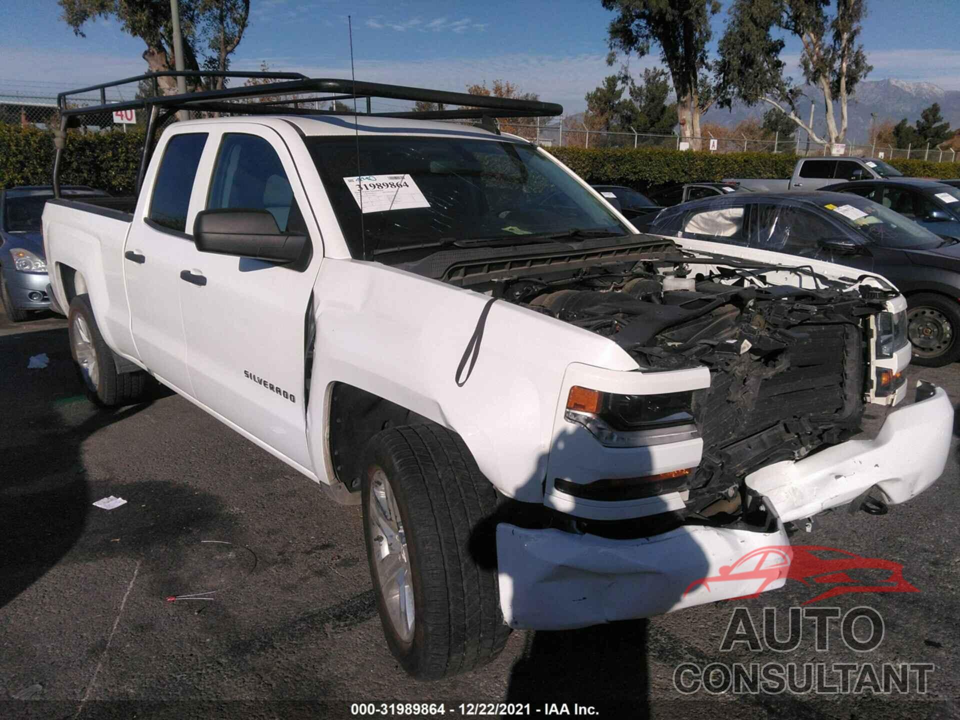 CHEVROLET SILVERADO 1500 2018 - 1GCRCPEC3JZ198483