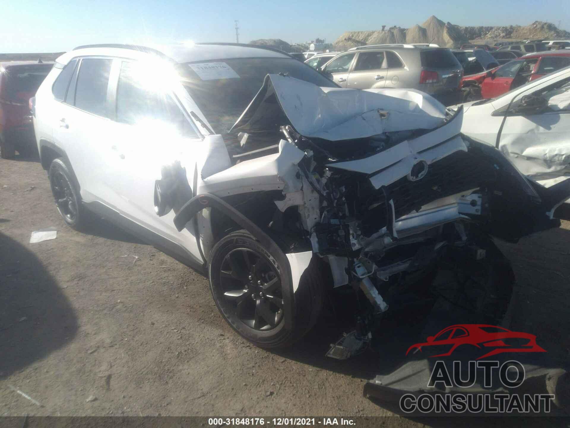 TOYOTA RAV4 2021 - 2T3H1RFV3MC121552