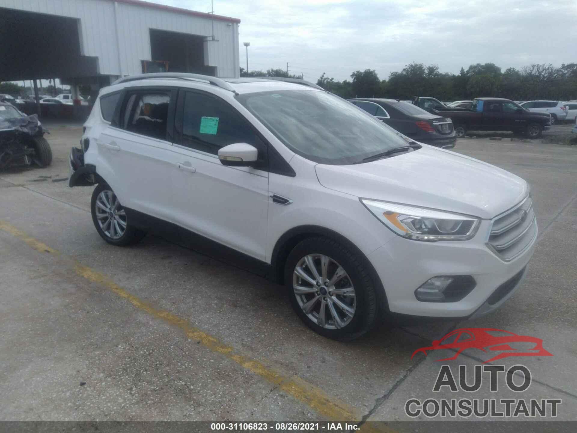 FORD ESCAPE 2017 - 1FMCU0J99HUC13270