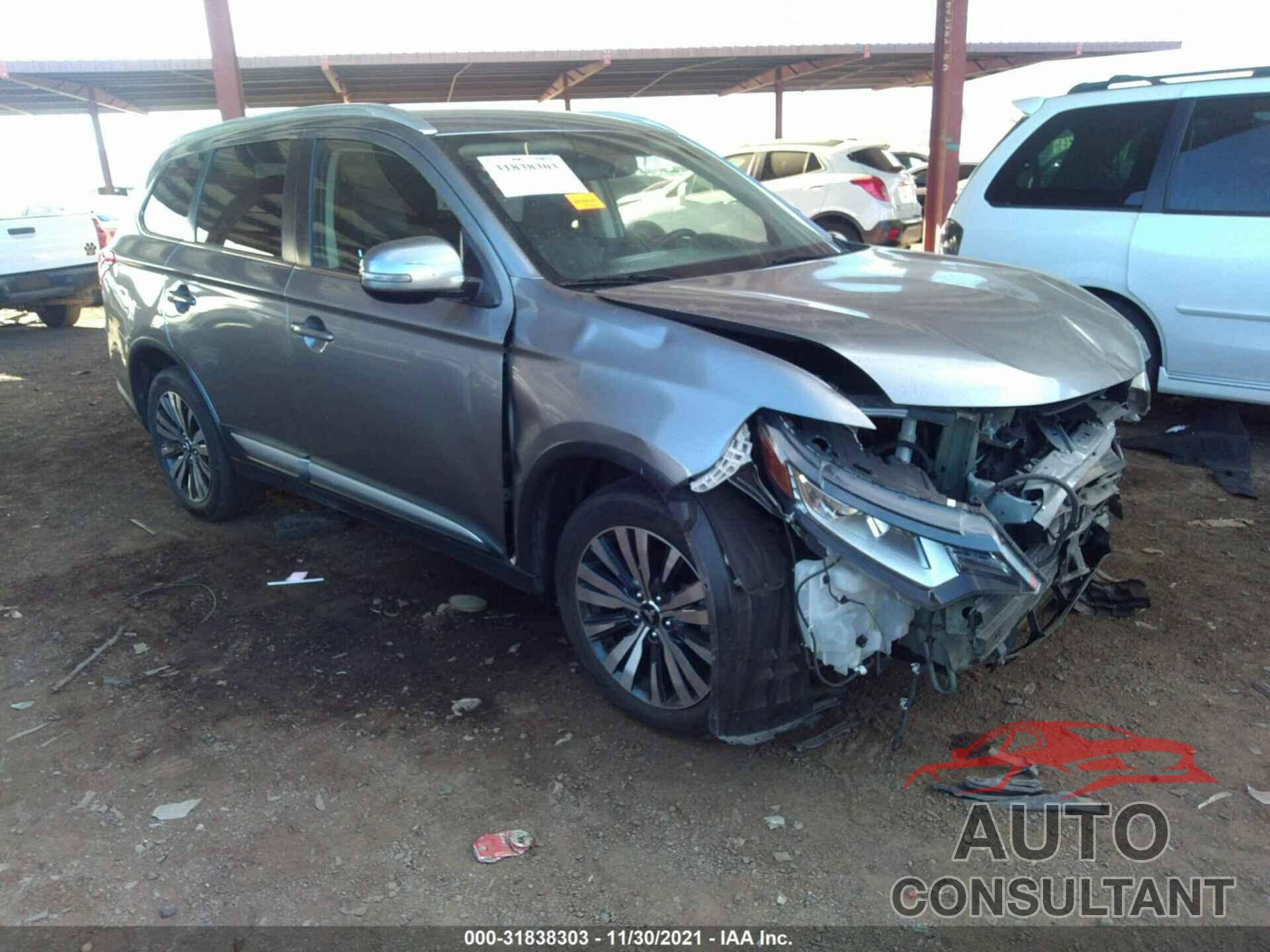 MITSUBISHI OUTLANDER 2019 - JA4AD3A39KZ024910