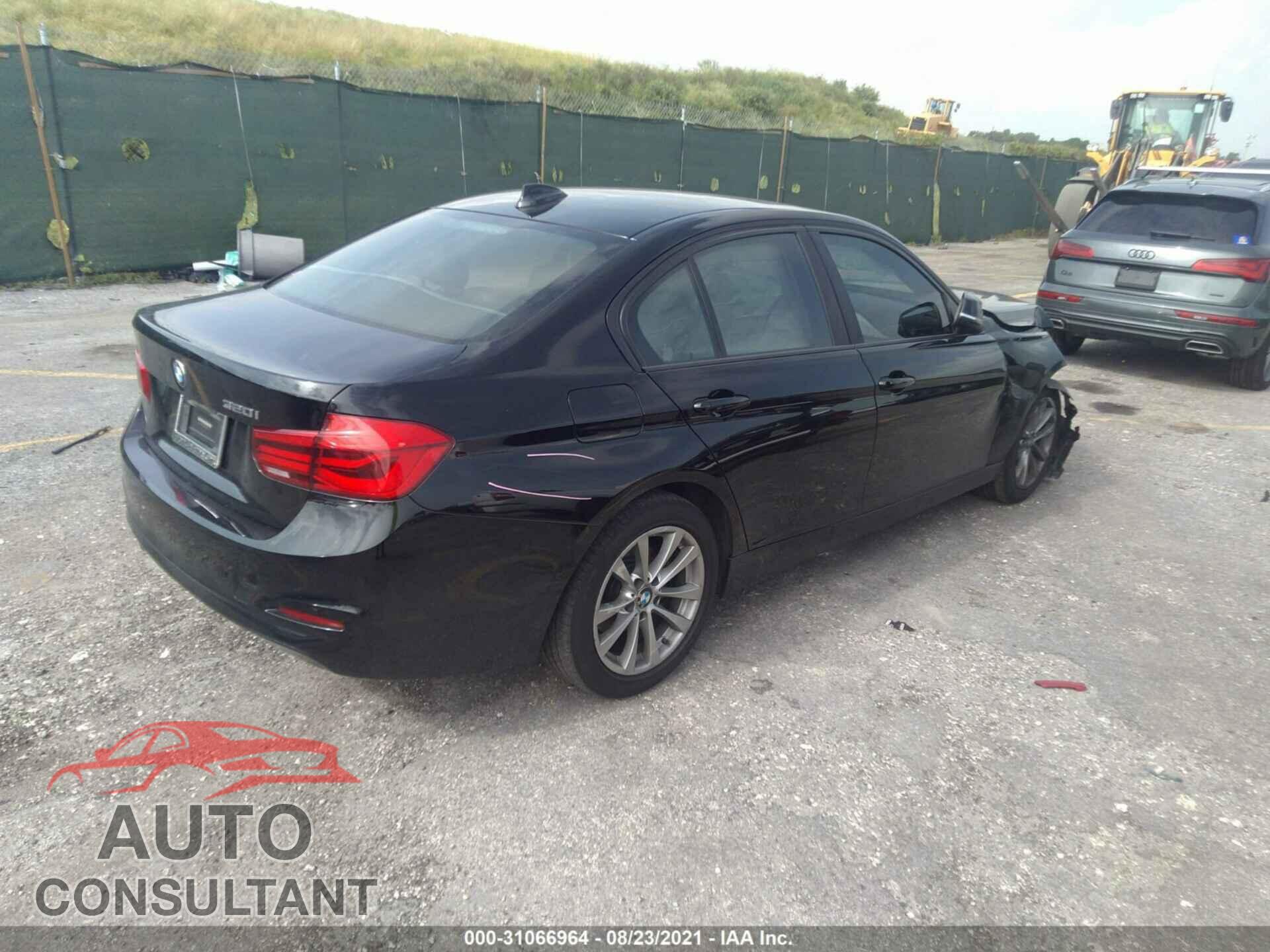 BMW 3 SERIES 2016 - WBA8E1G58GNU12043