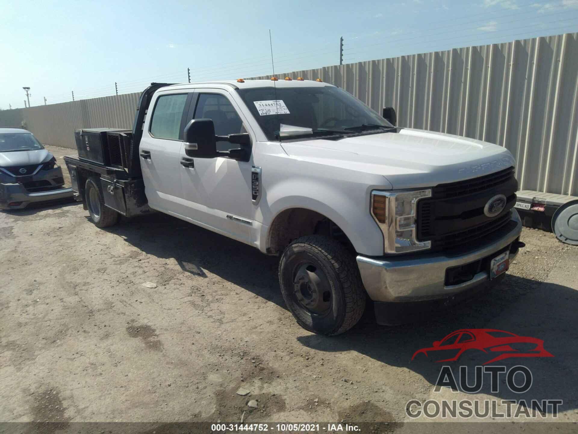 FORD SUPER DUTY F-350 DRW 2019 - 1FD8W3HT0KED16128