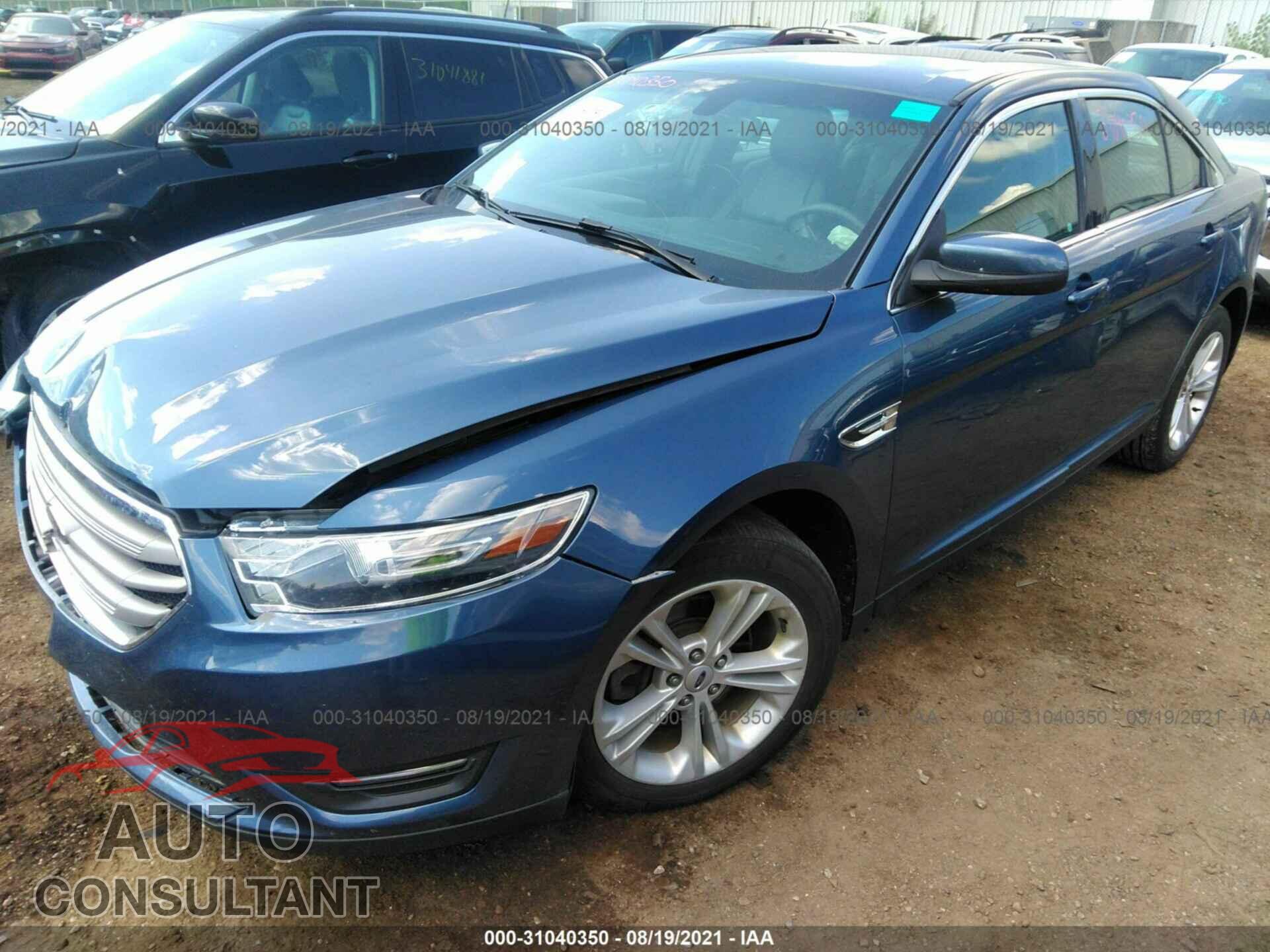 FORD TAURUS 2018 - 1FAHP2E86JG105486