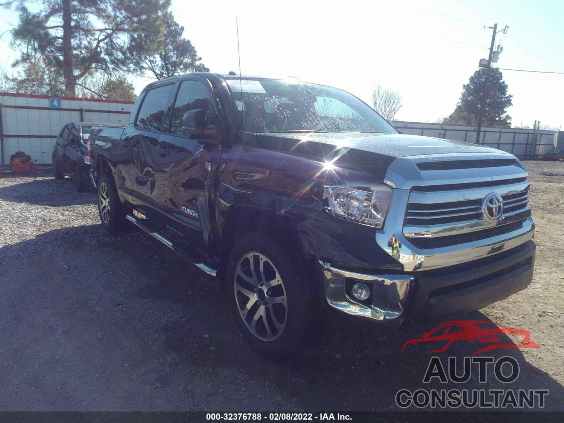 TOYOTA TUNDRA 4WD 2017 - 5TFDW5F17HX596062