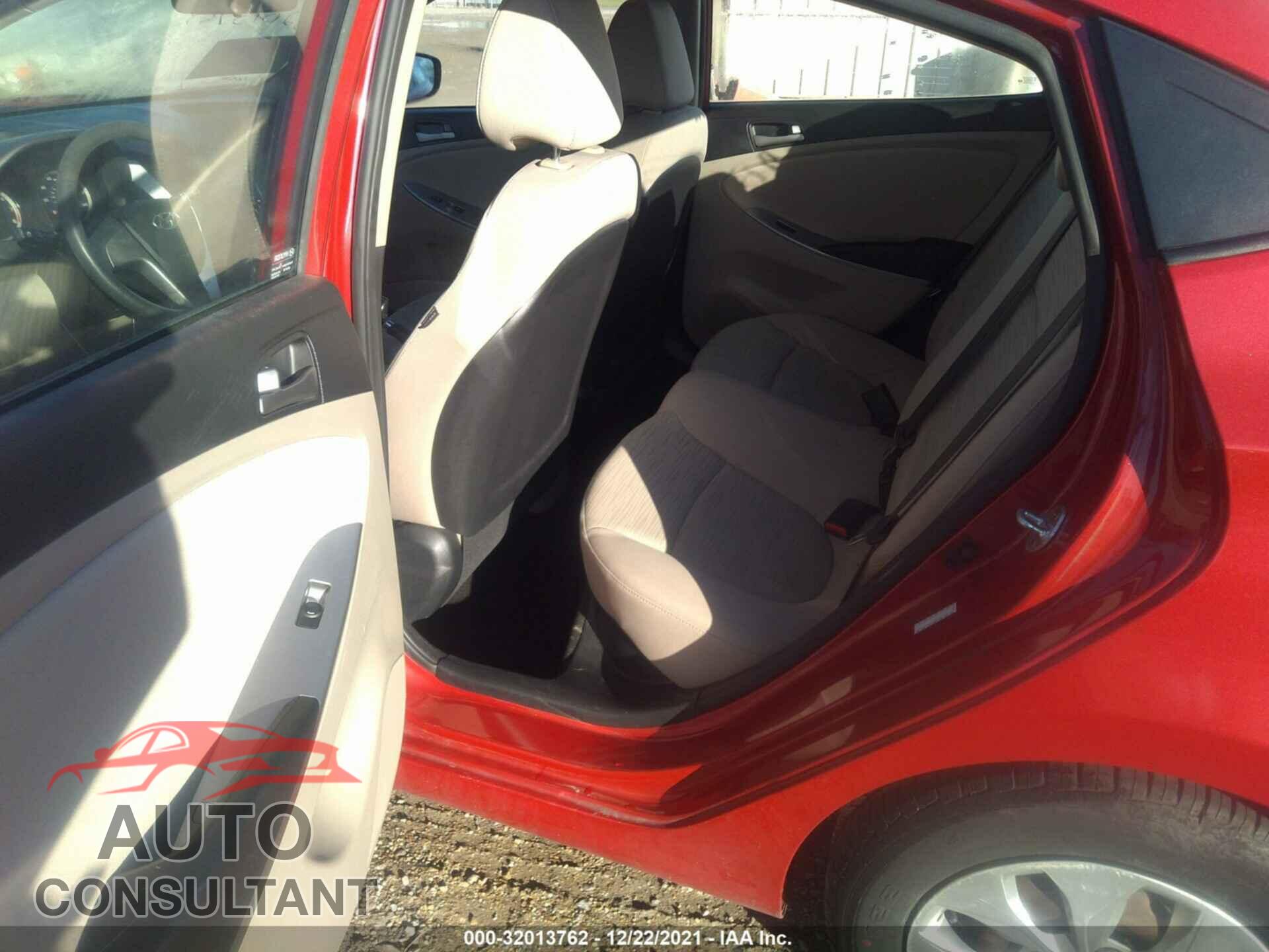 HYUNDAI ACCENT 2016 - KMHCT4AE8GU052027