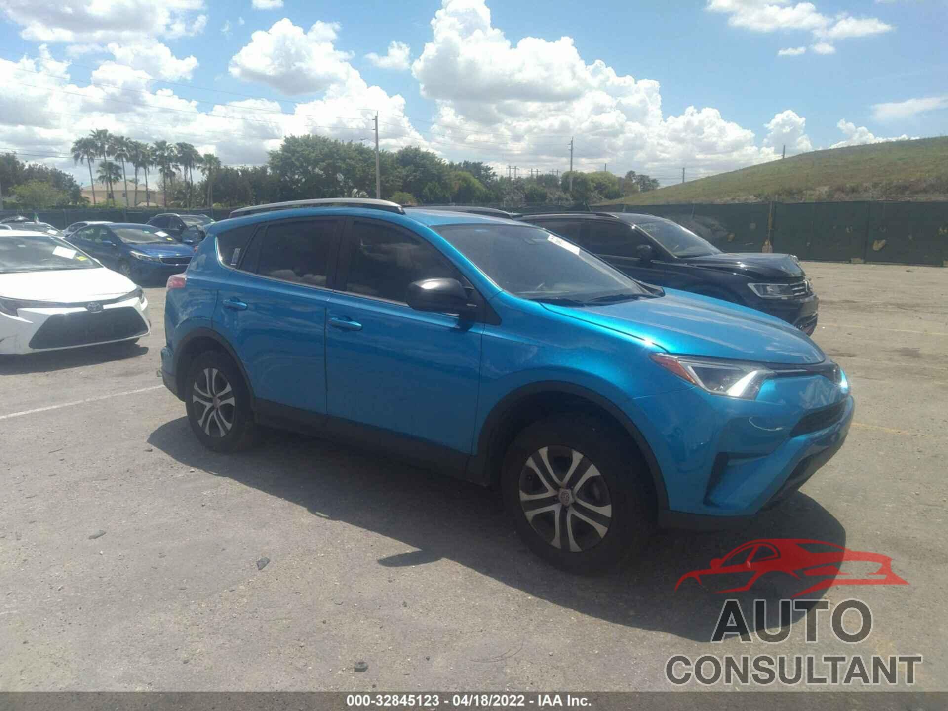 TOYOTA RAV4 2018 - JTMZFREV2JJ207239
