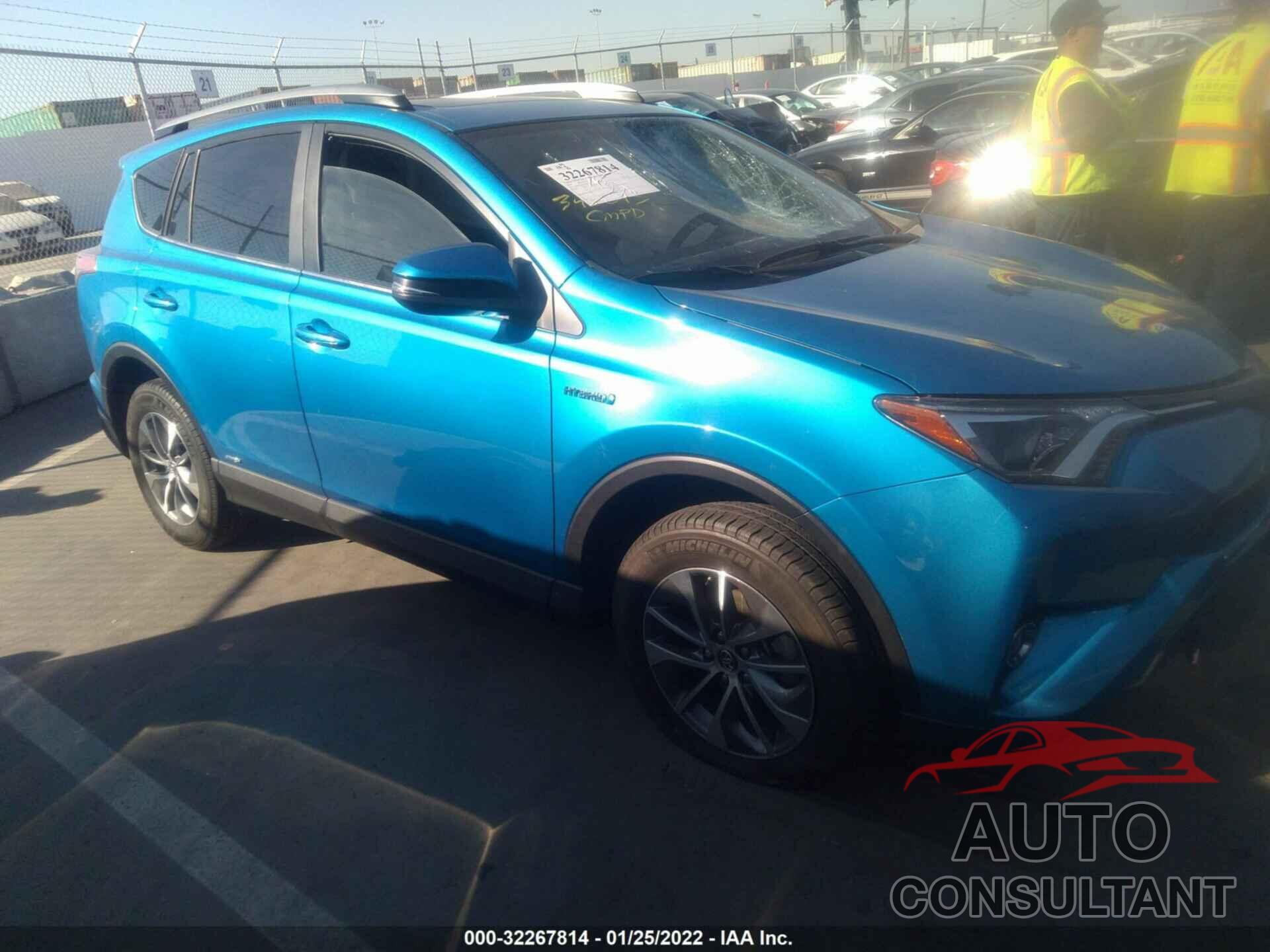 TOYOTA RAV4 2018 - JTMRJREV7JD191438