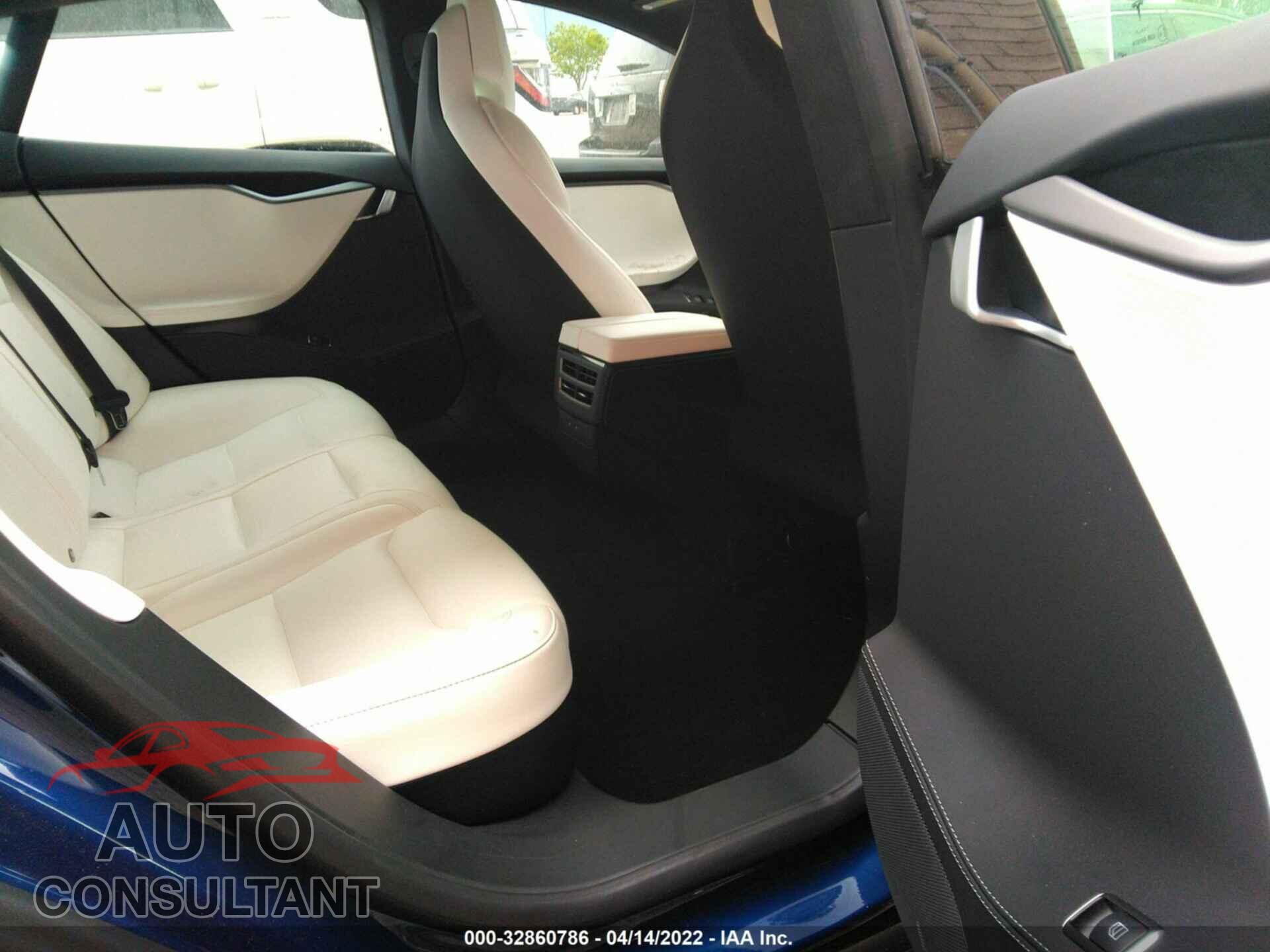 TESLA MODEL S 2019 - 5YJSA1E40KF331334