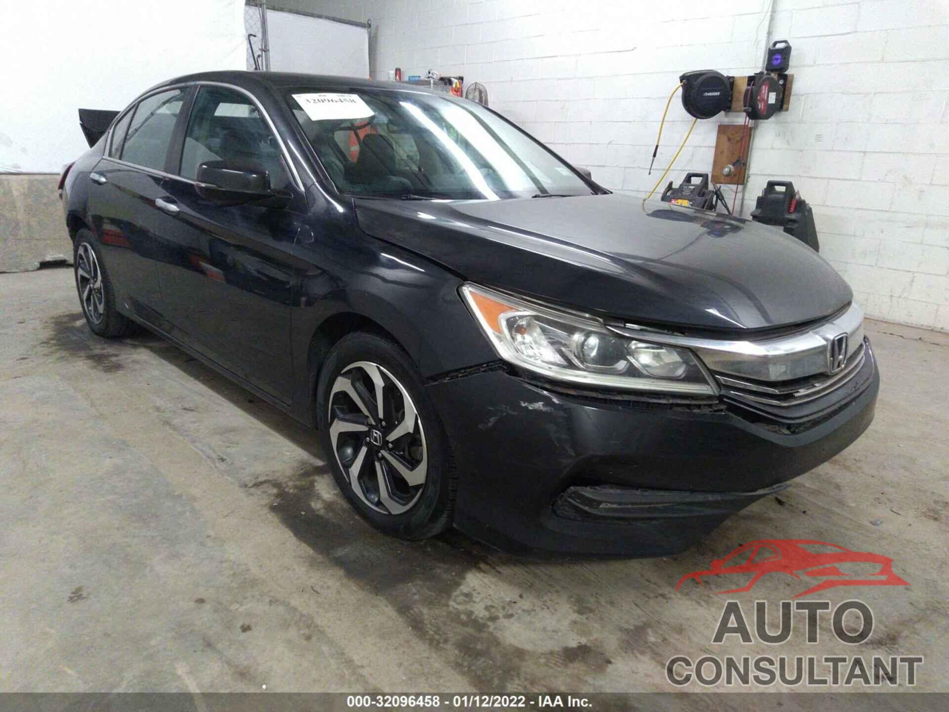 HONDA ACCORD SEDAN 2017 - 1HGCR2F80HA162732