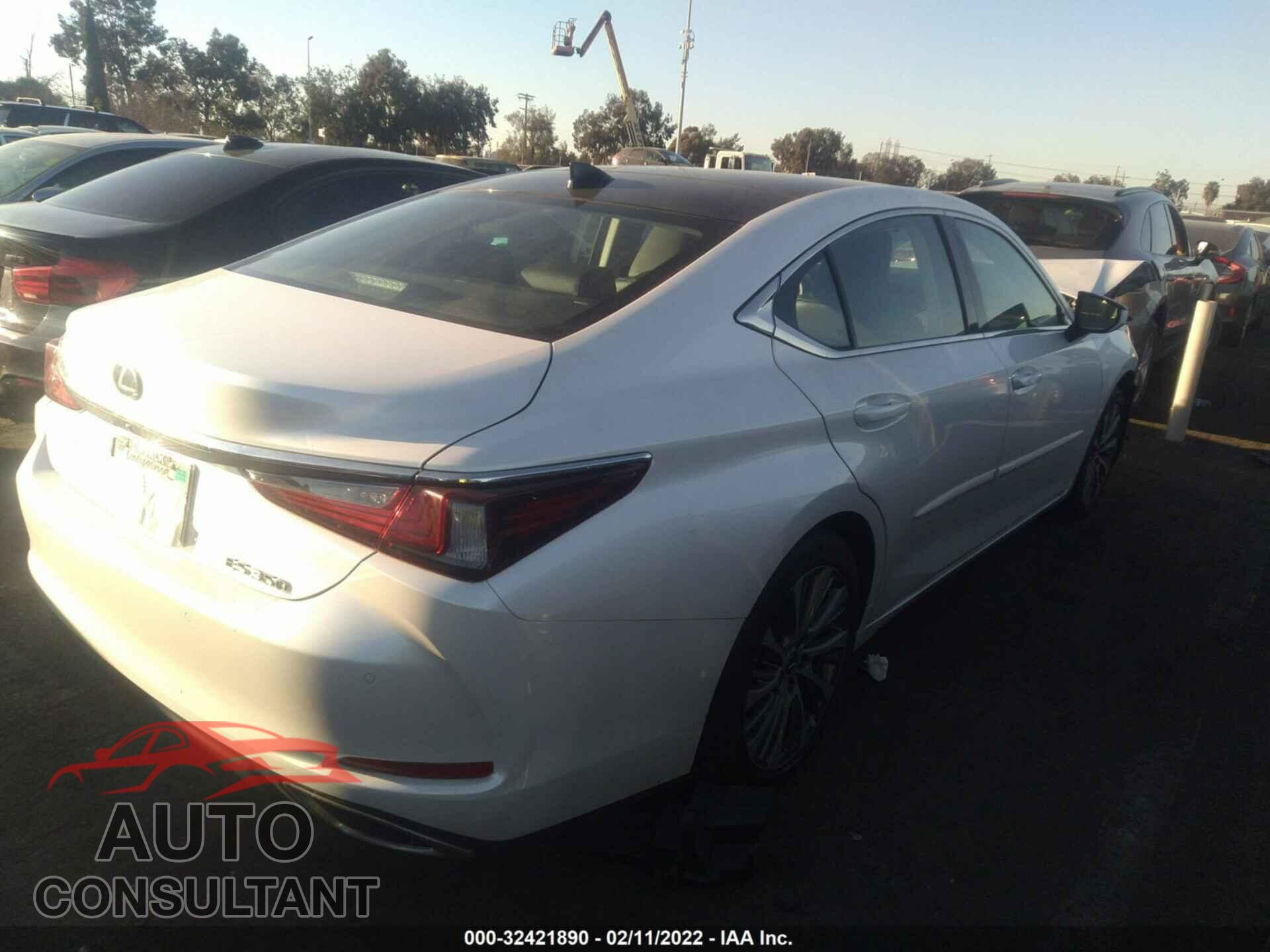 LEXUS ES 2020 - 58ADZ1B13LU061492