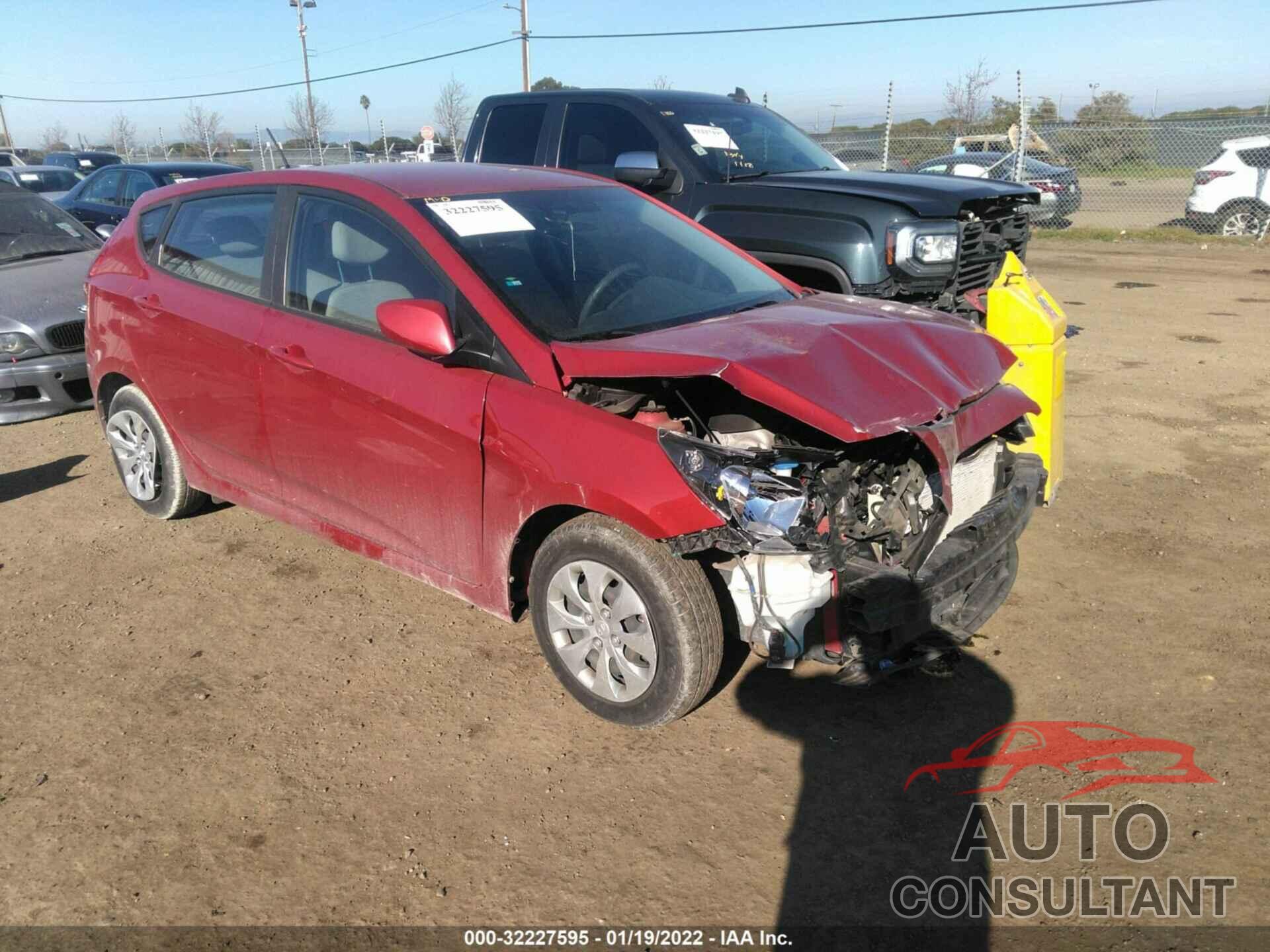 HYUNDAI ACCENT 2017 - KMHCT5AE3HU362903