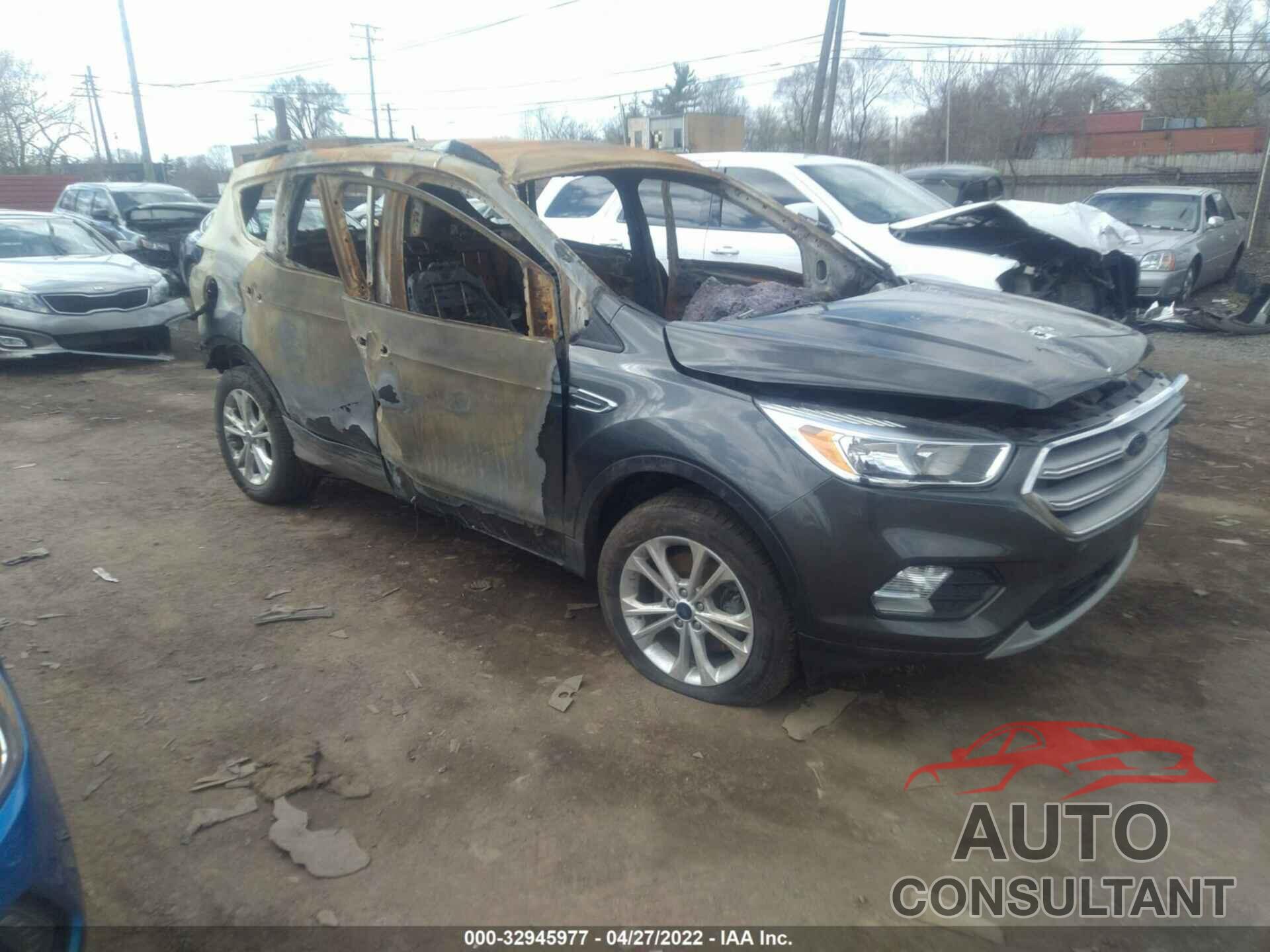 FORD ESCAPE 2018 - 1FMCU9GD5JUD28406