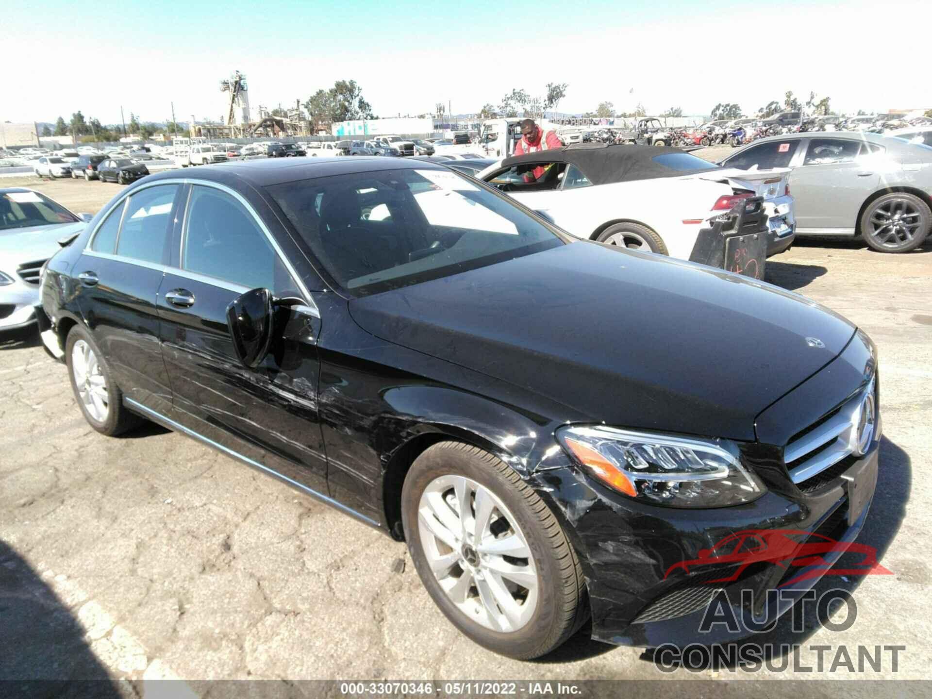 MERCEDES-BENZ C-CLASS 2019 - 55SWF8DBXKU315331