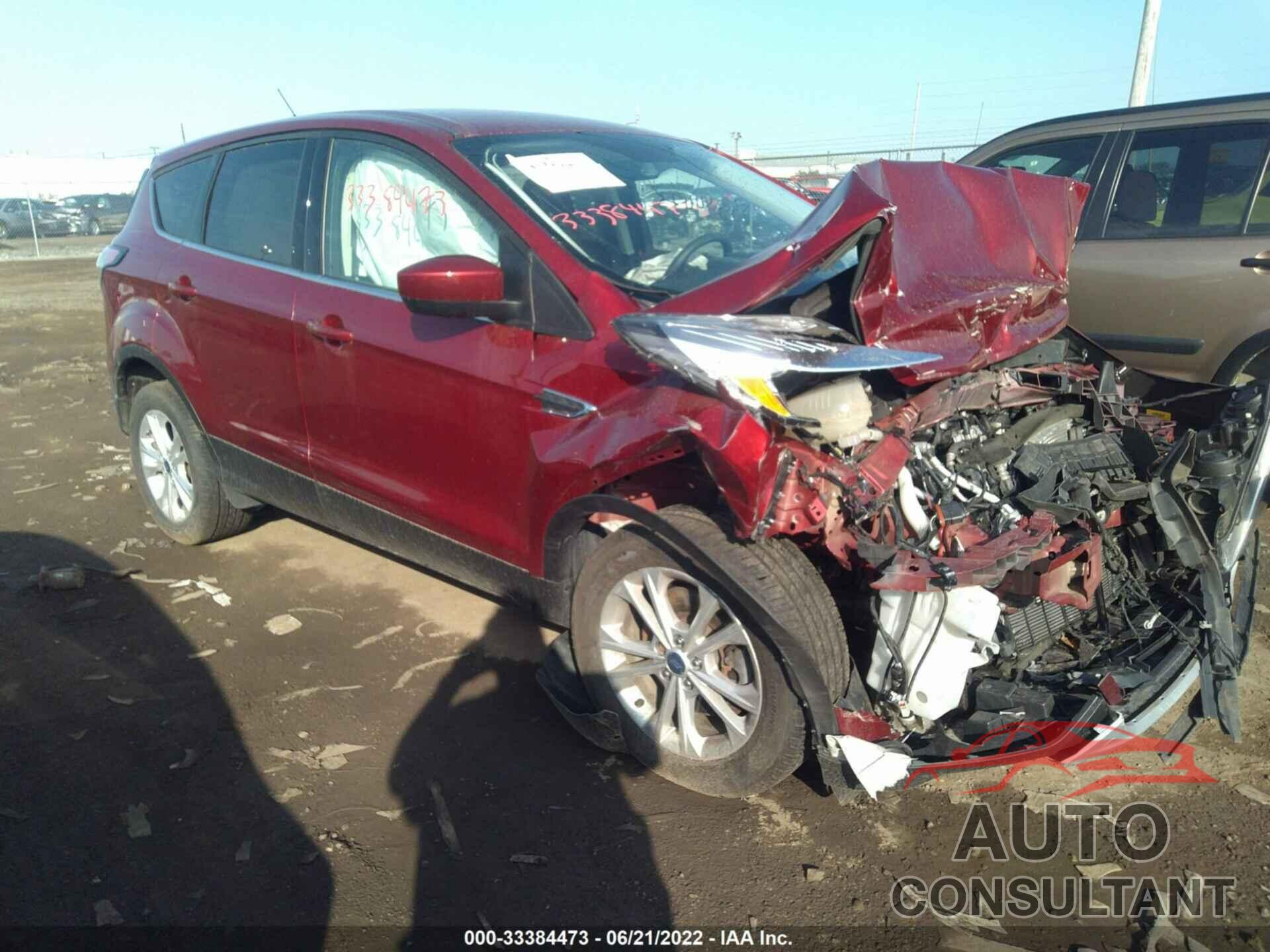 FORD ESCAPE 2017 - 1FMCU9GD3HUD37017