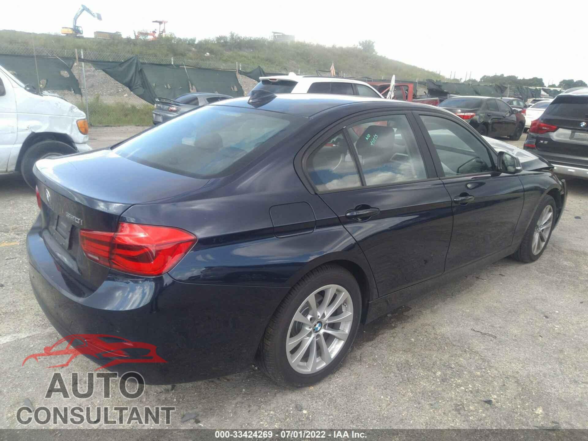 BMW 3 SERIES 2017 - WBA8E1G30HNU18743