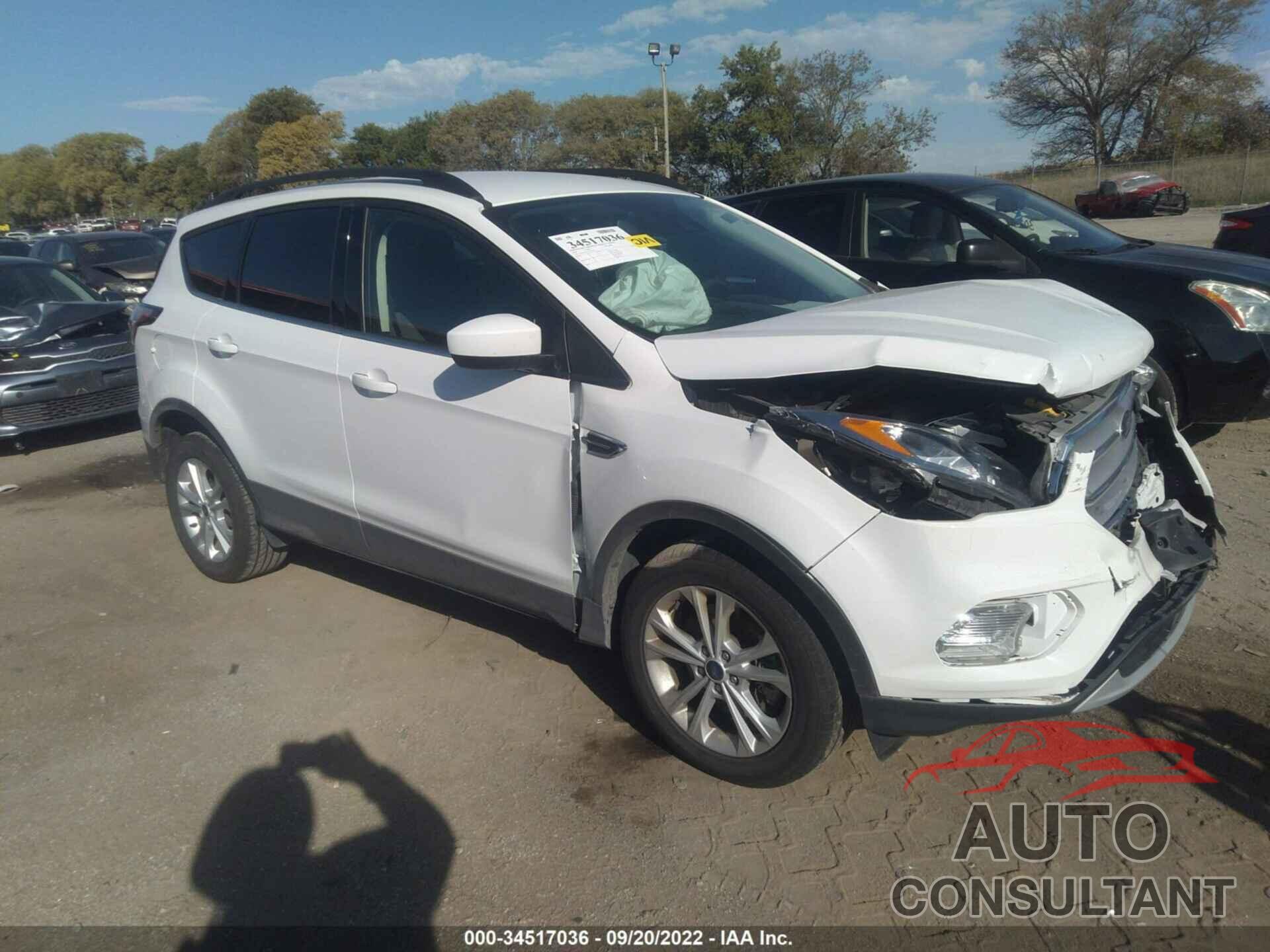 FORD ESCAPE 2018 - 1FMCU9GD6JUA72812