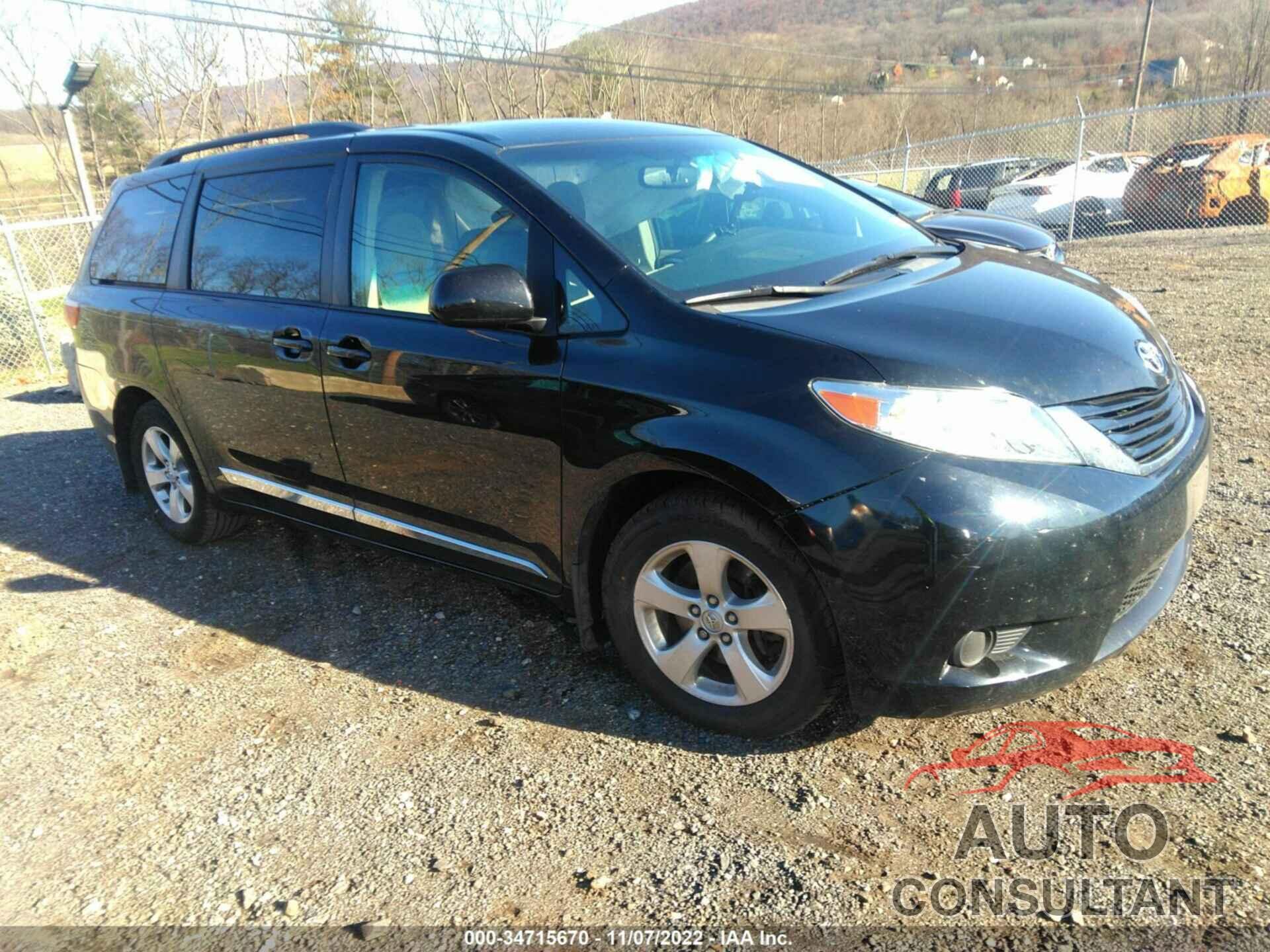 TOYOTA SIENNA 2017 - 5TDKZ3DC6HS874804