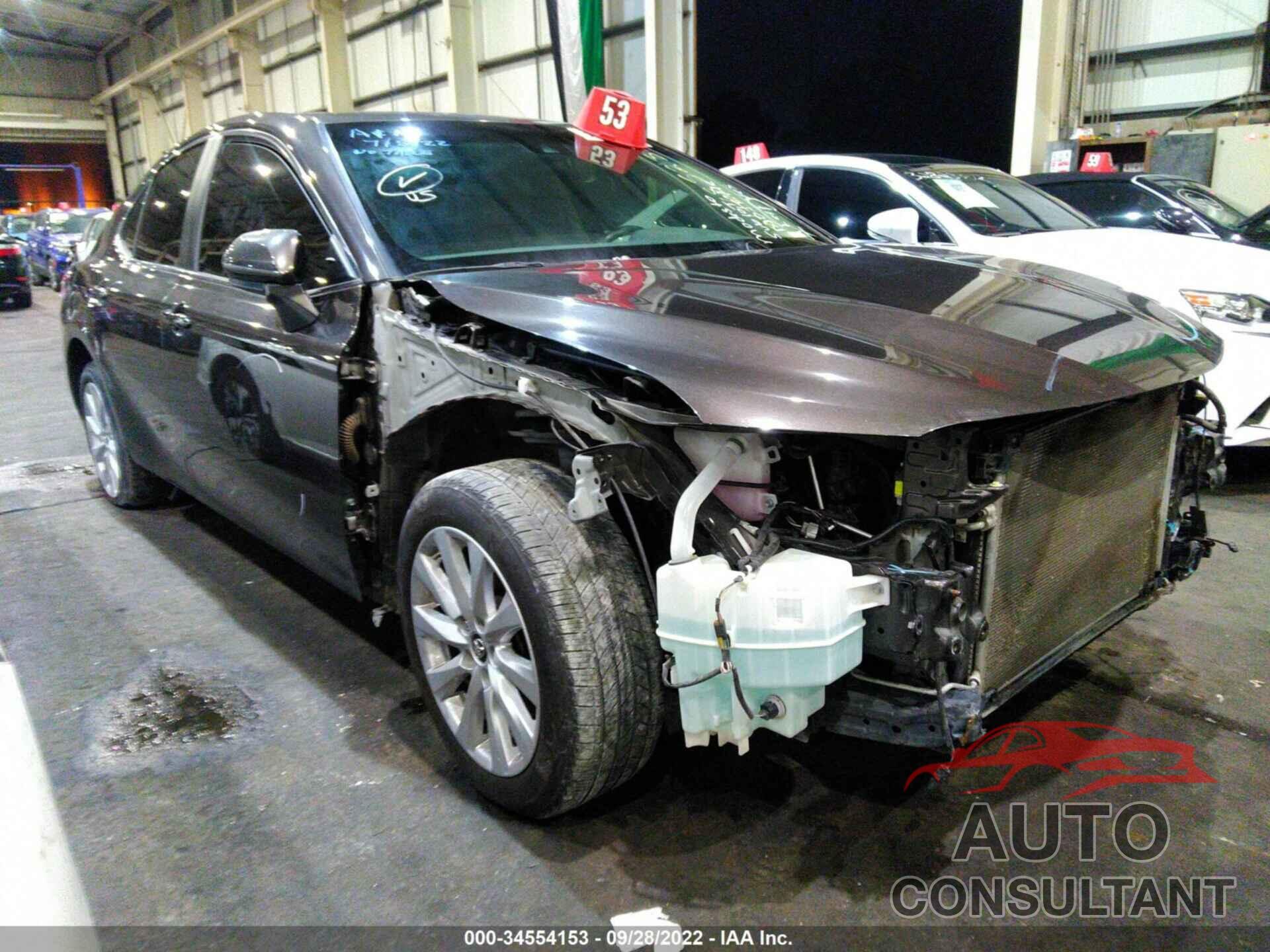 TOYOTA CAMRY 2018 - 00NB11HK5J3022587