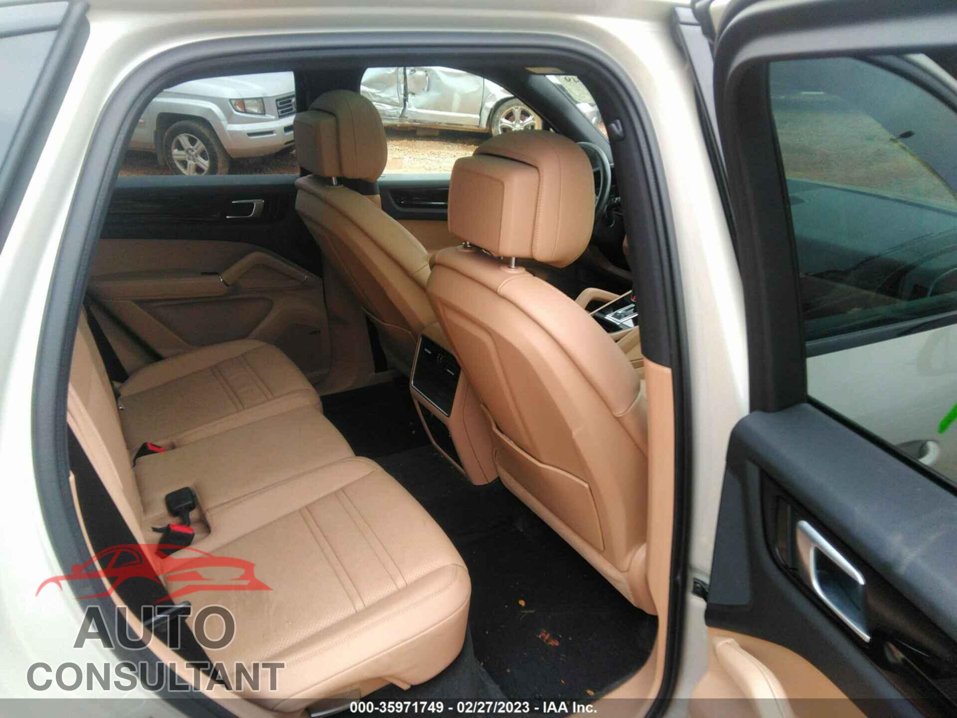 PORSCHE CAYENNE 2021 - WP1AB2AY1MDA27557
