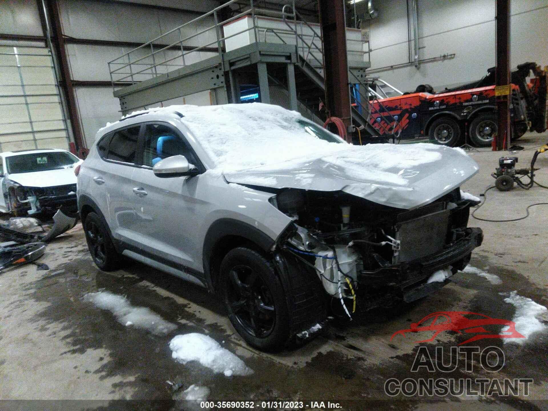 HYUNDAI TUCSON 2017 - KM8J3CA2XHU571346