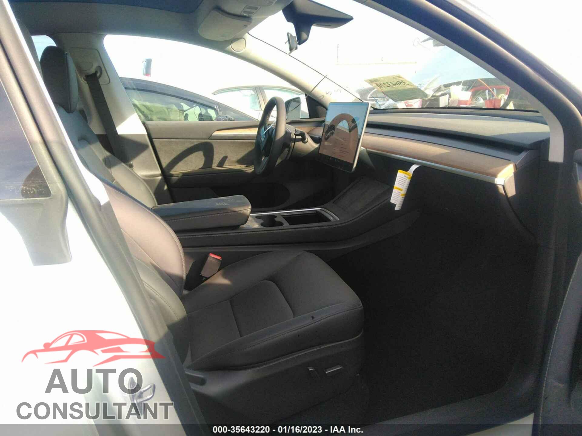 TESLA MODEL Y 2022 - 7SAYGDEE7NA014500