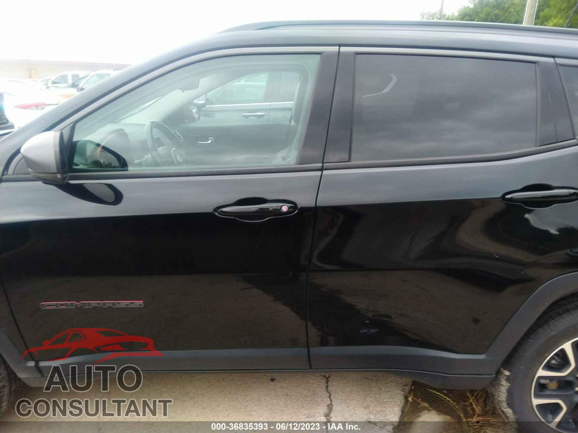 JEEP COMPASS 2020 - 3C4NJDDB2LT221399