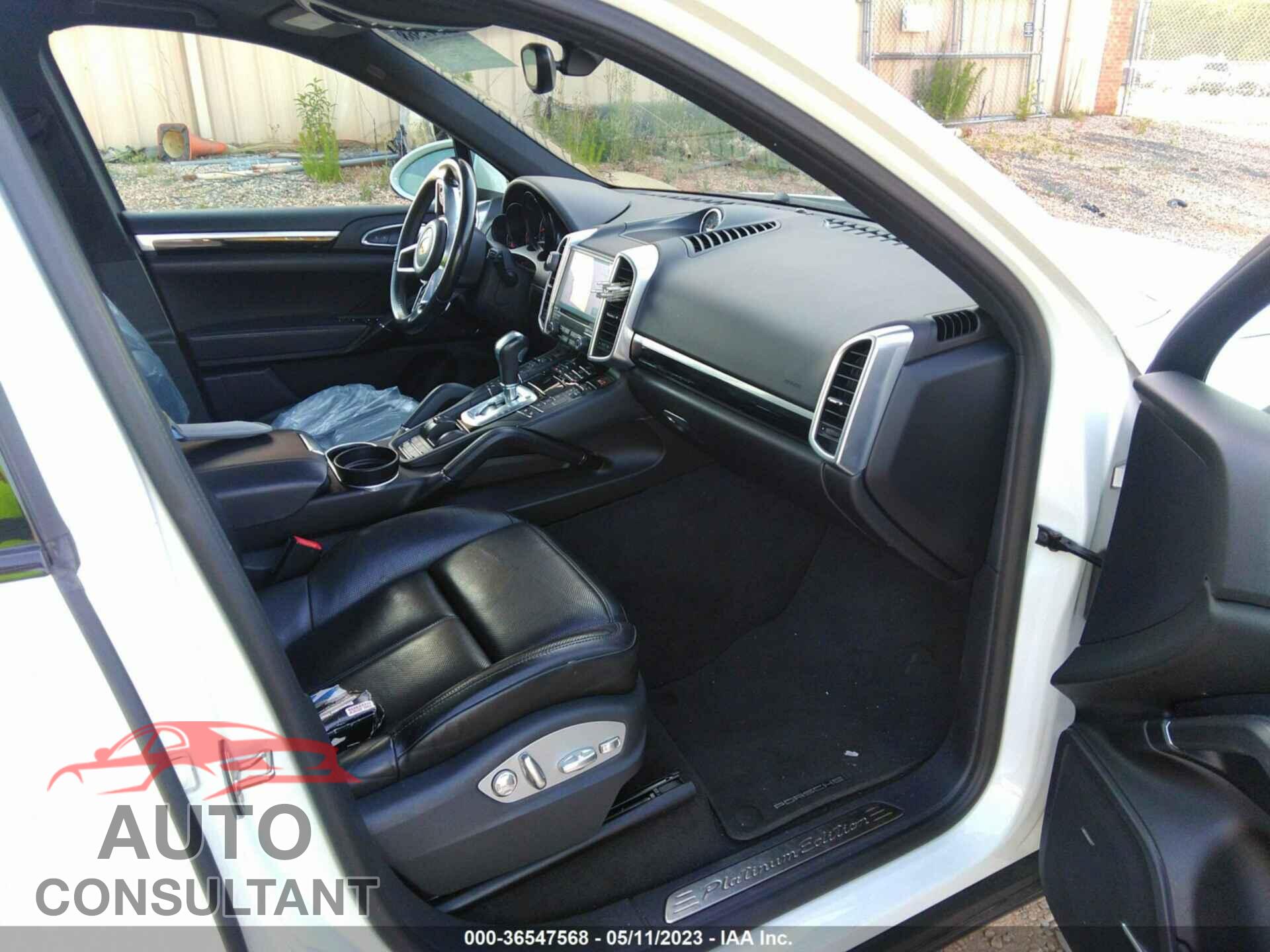 PORSCHE CAYENNE 2017 - WP1AA2A27HKA90968