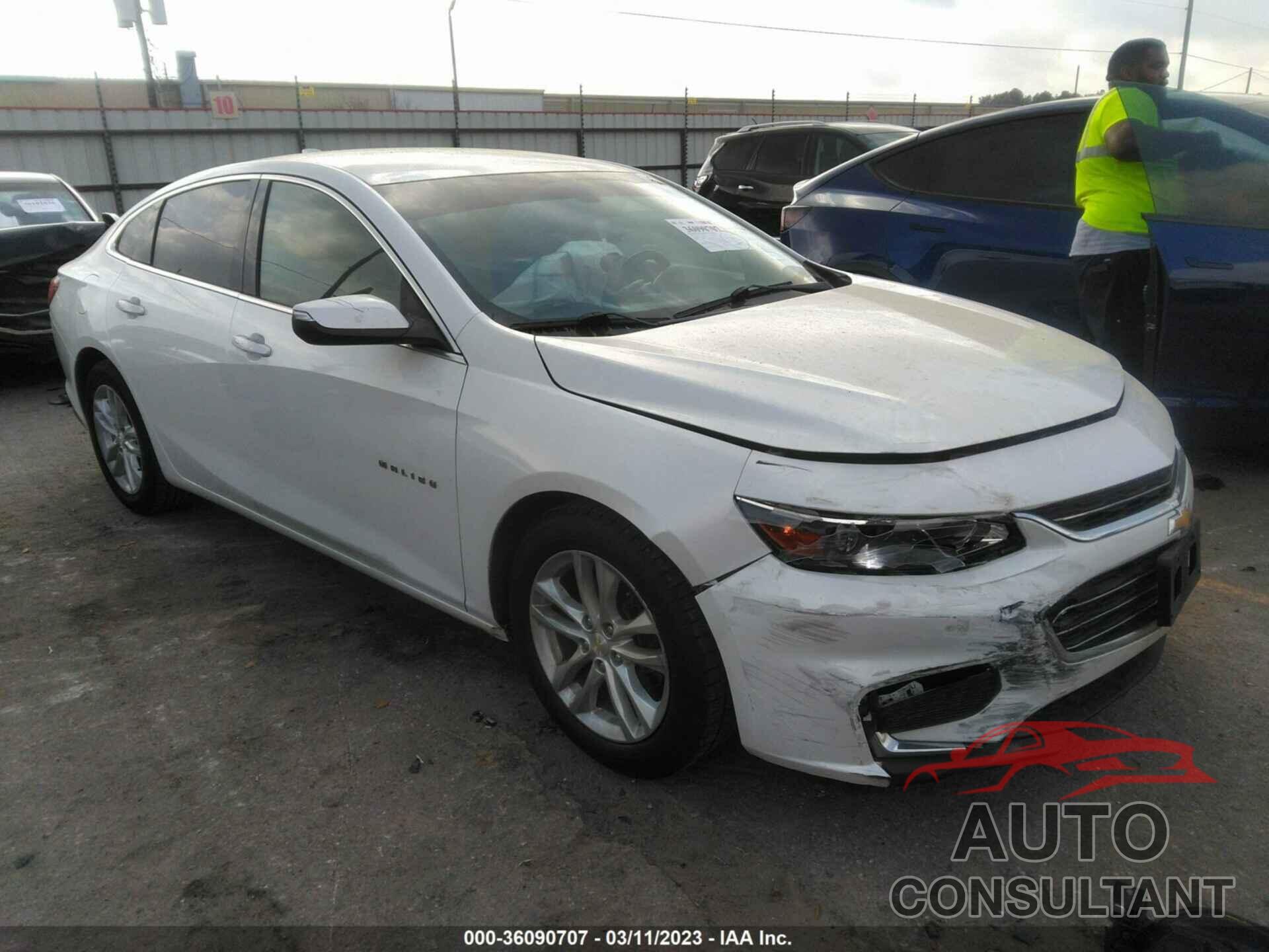 CHEVROLET MALIBU 2017 - 1G1ZE5ST6HF117452