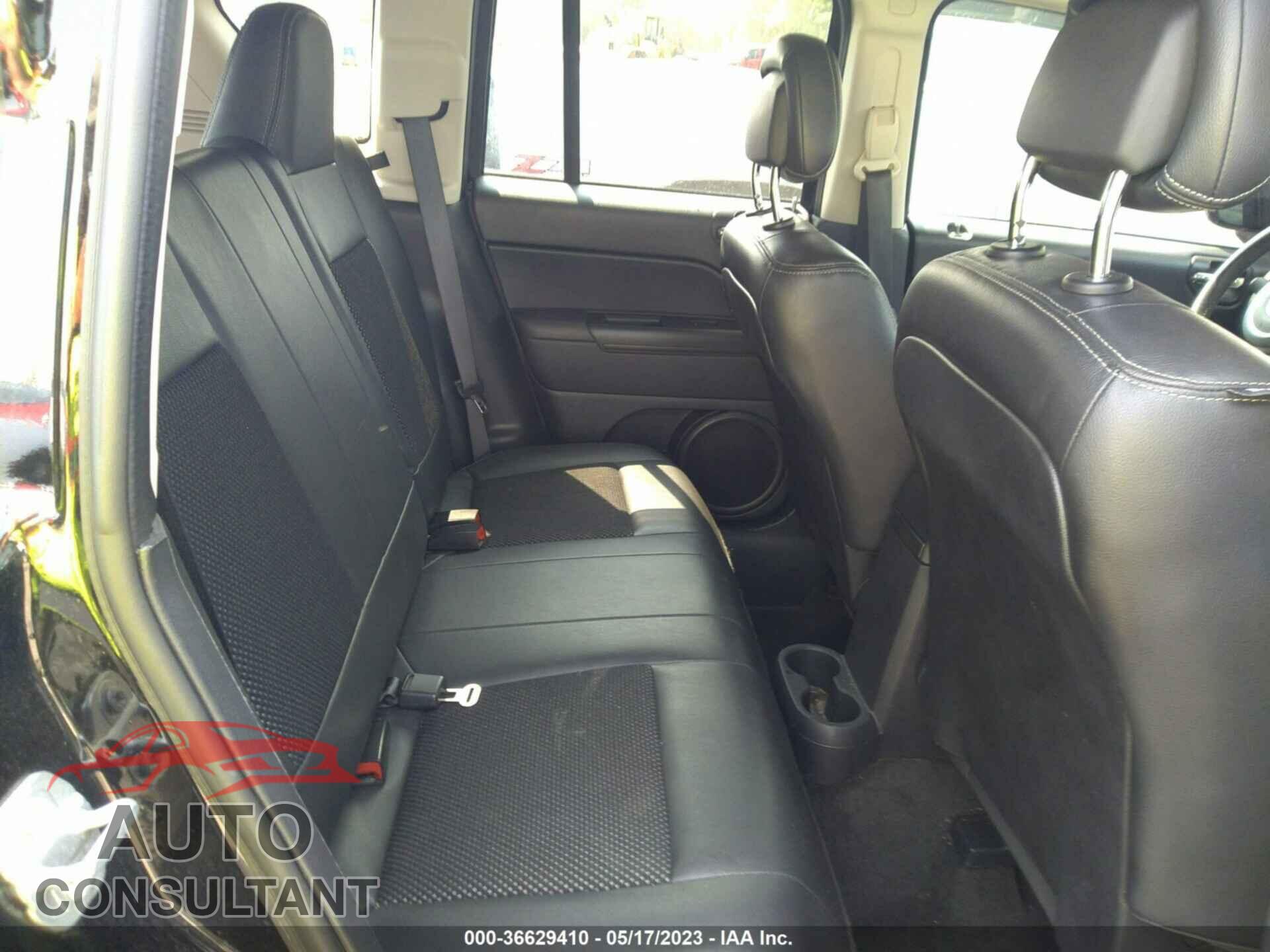 JEEP COMPASS 2017 - 1C4NJCBAXHD103179