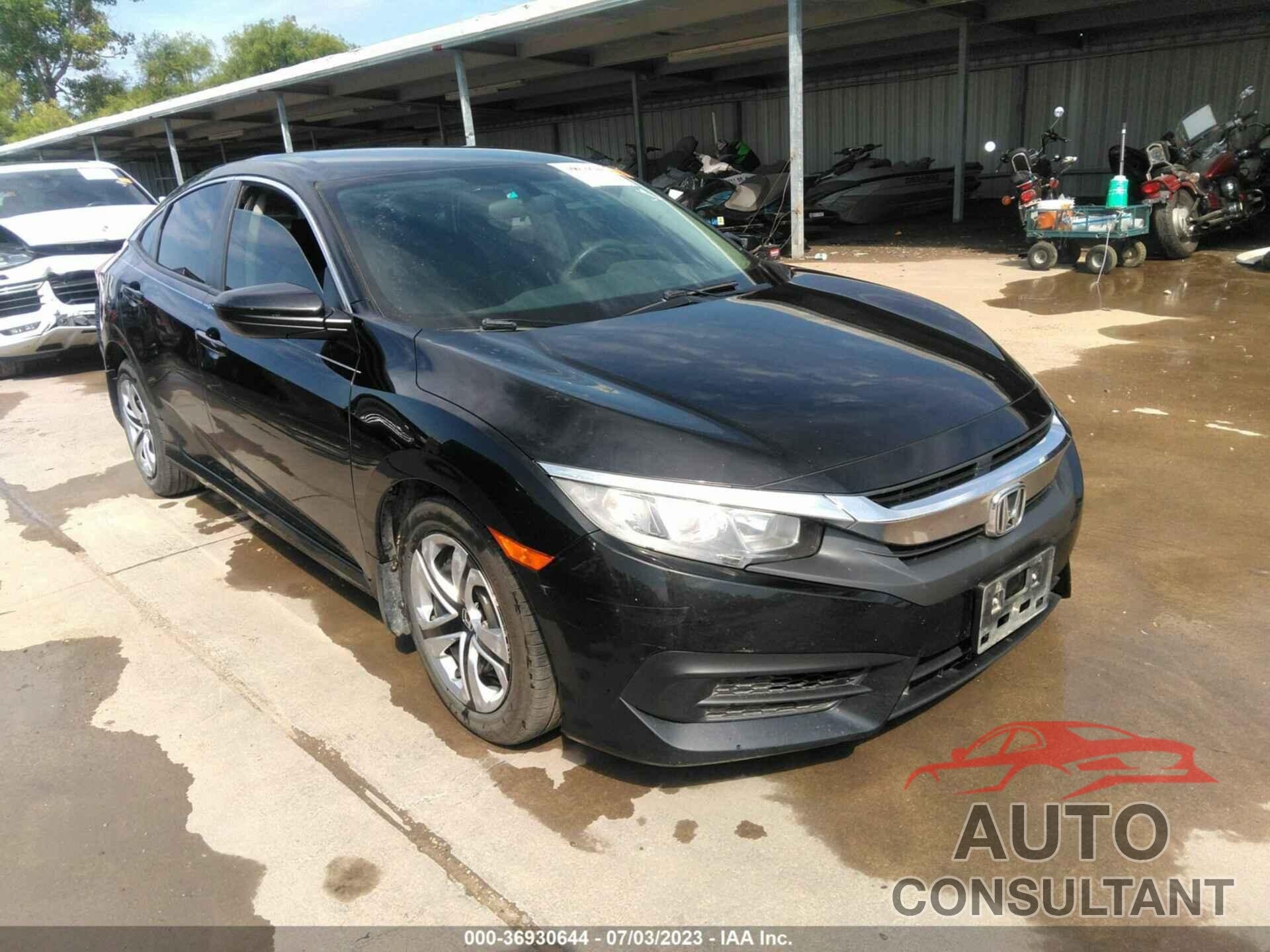 HONDA CIVIC 2018 - 19XFC2F57JE011828