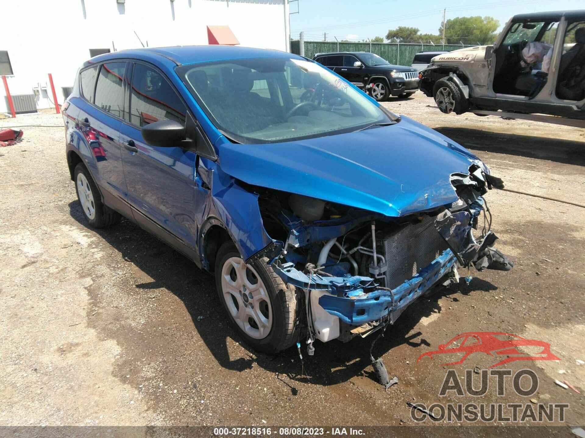 FORD ESCAPE 2019 - 1FMCU0F73KUB59365