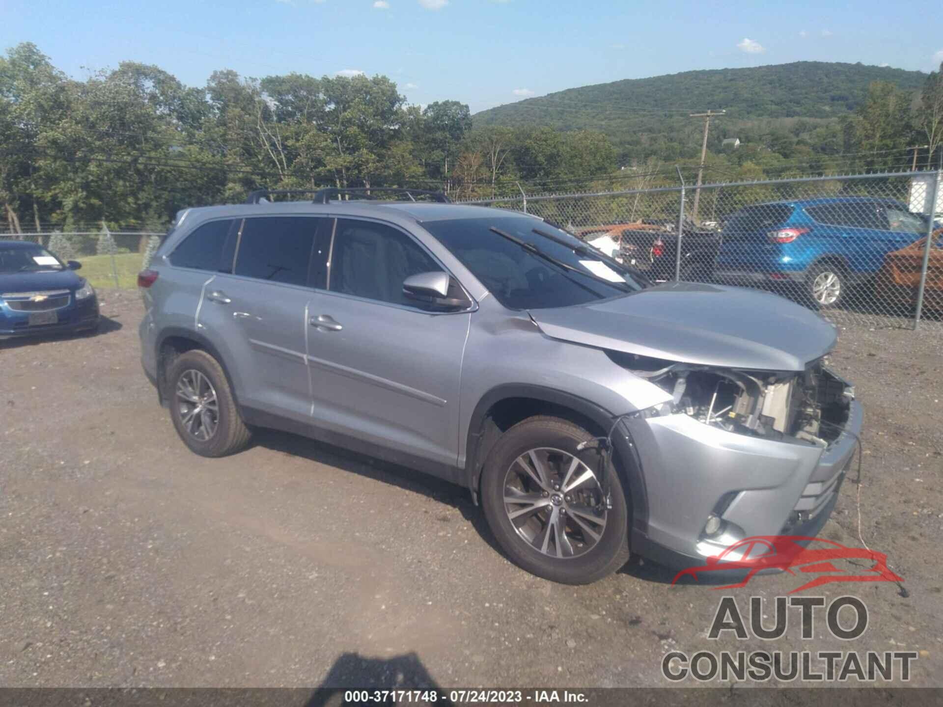 TOYOTA HIGHLANDER 2019 - 5TDBZRFH3KS917594