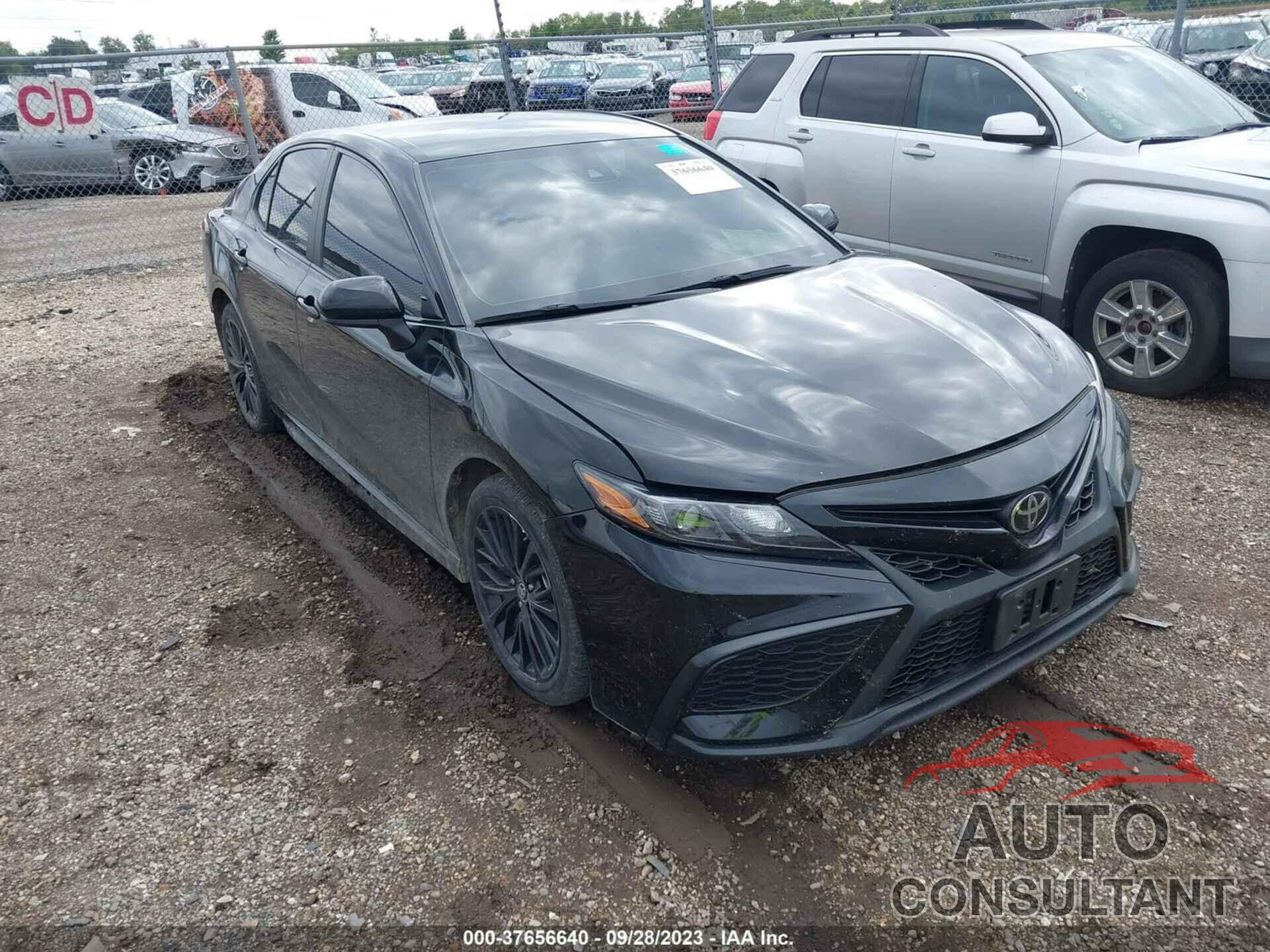 TOYOTA CAMRY 2021 - 4T1G11AK0MU449092